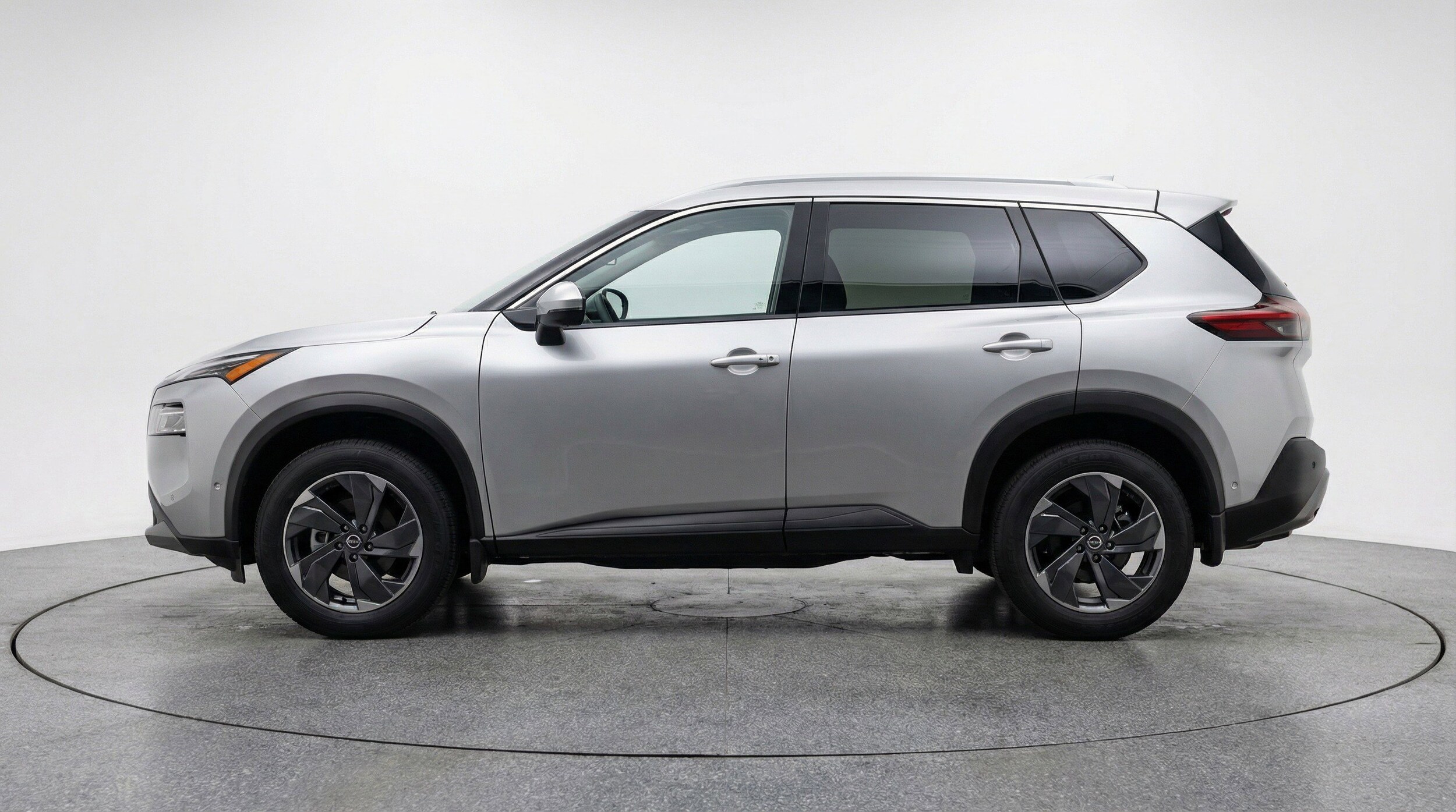 Thumbnail: 2025 Nissan Rogue - 5