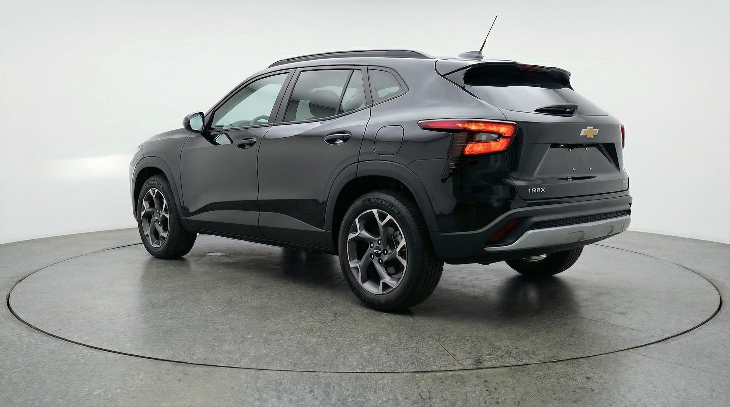 Thumbnail: 2025 Chevrolet Trax - 5