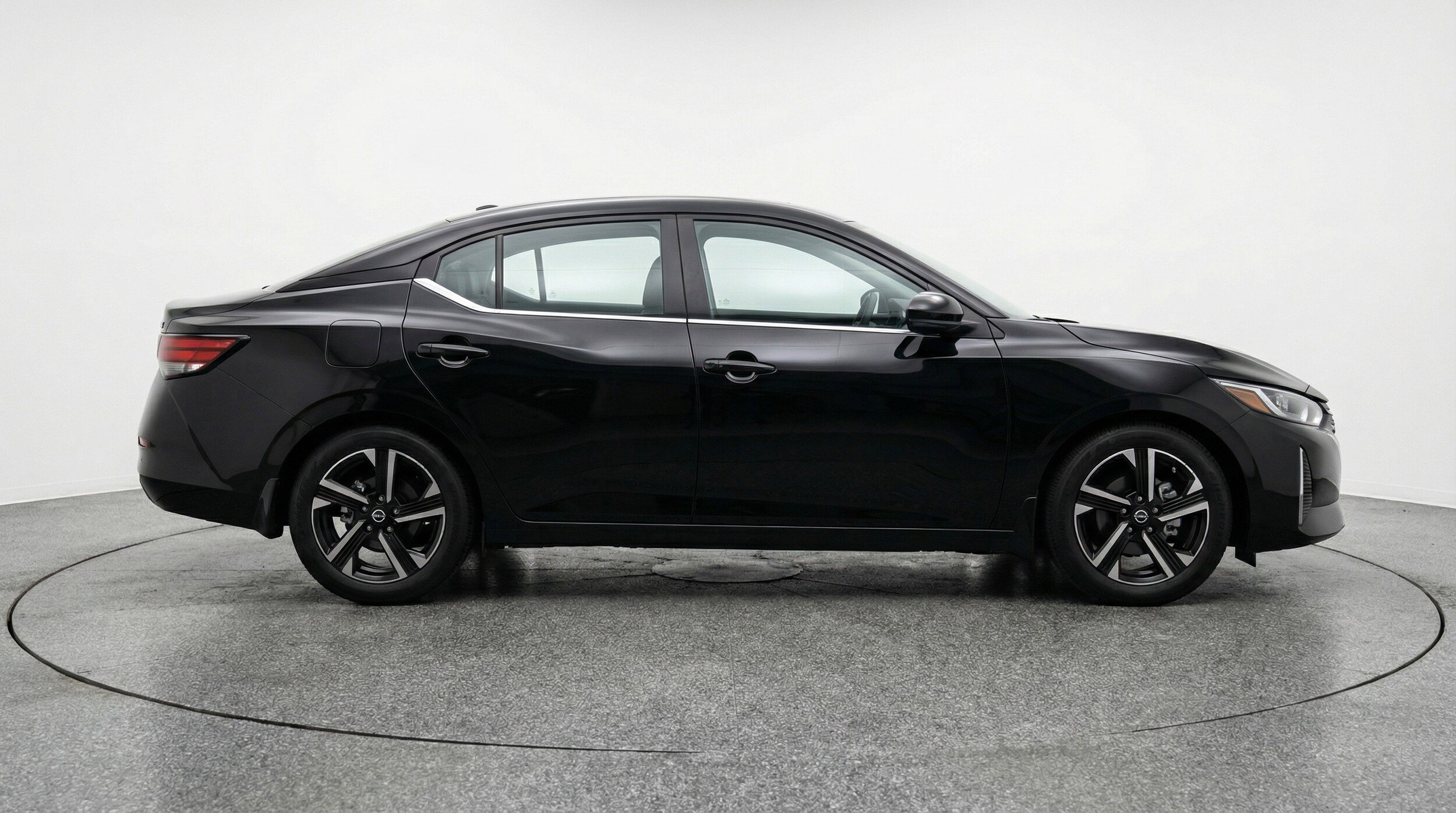 Thumbnail: 2025 Nissan Sentra - 11