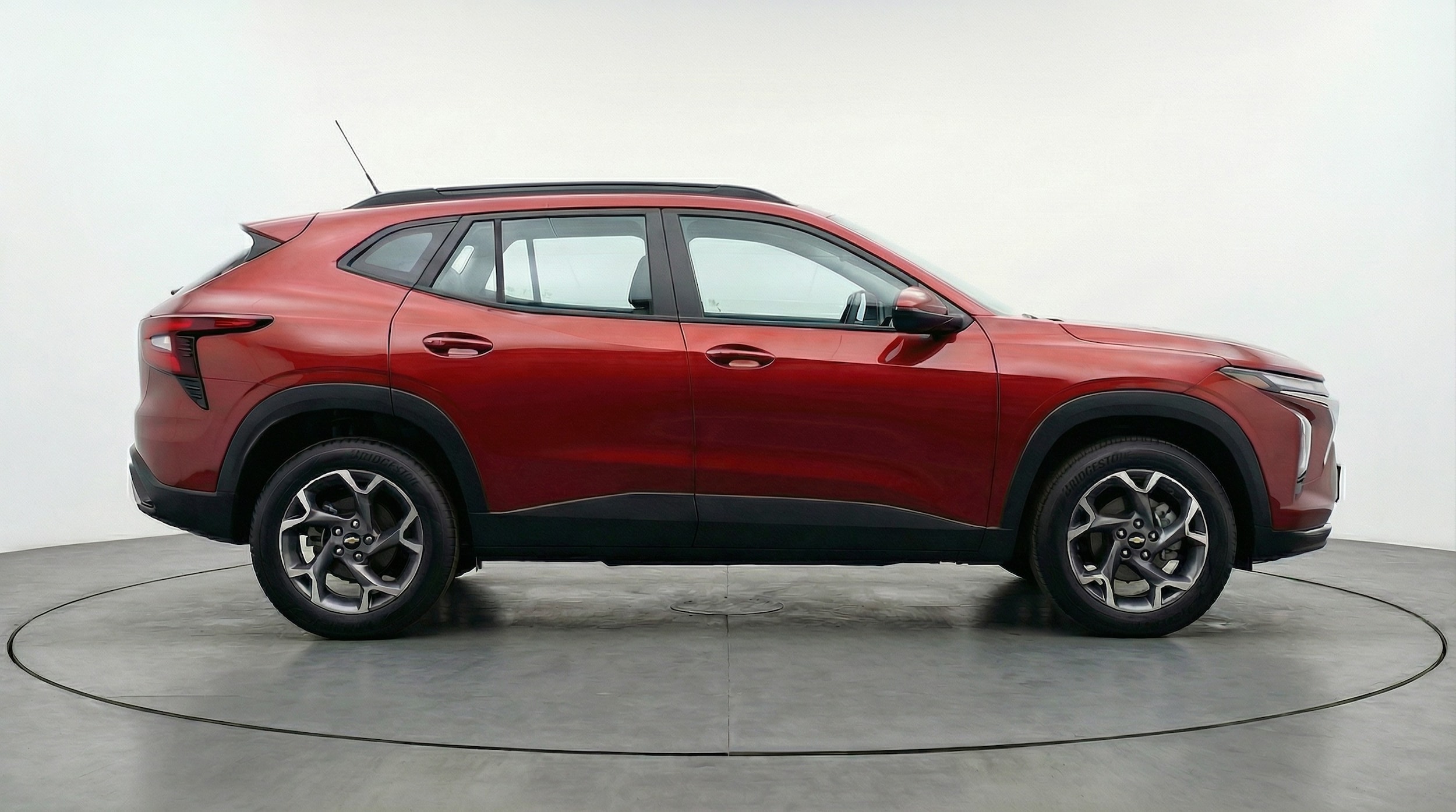 Thumbnail: 2025 Chevrolet Trax - 8