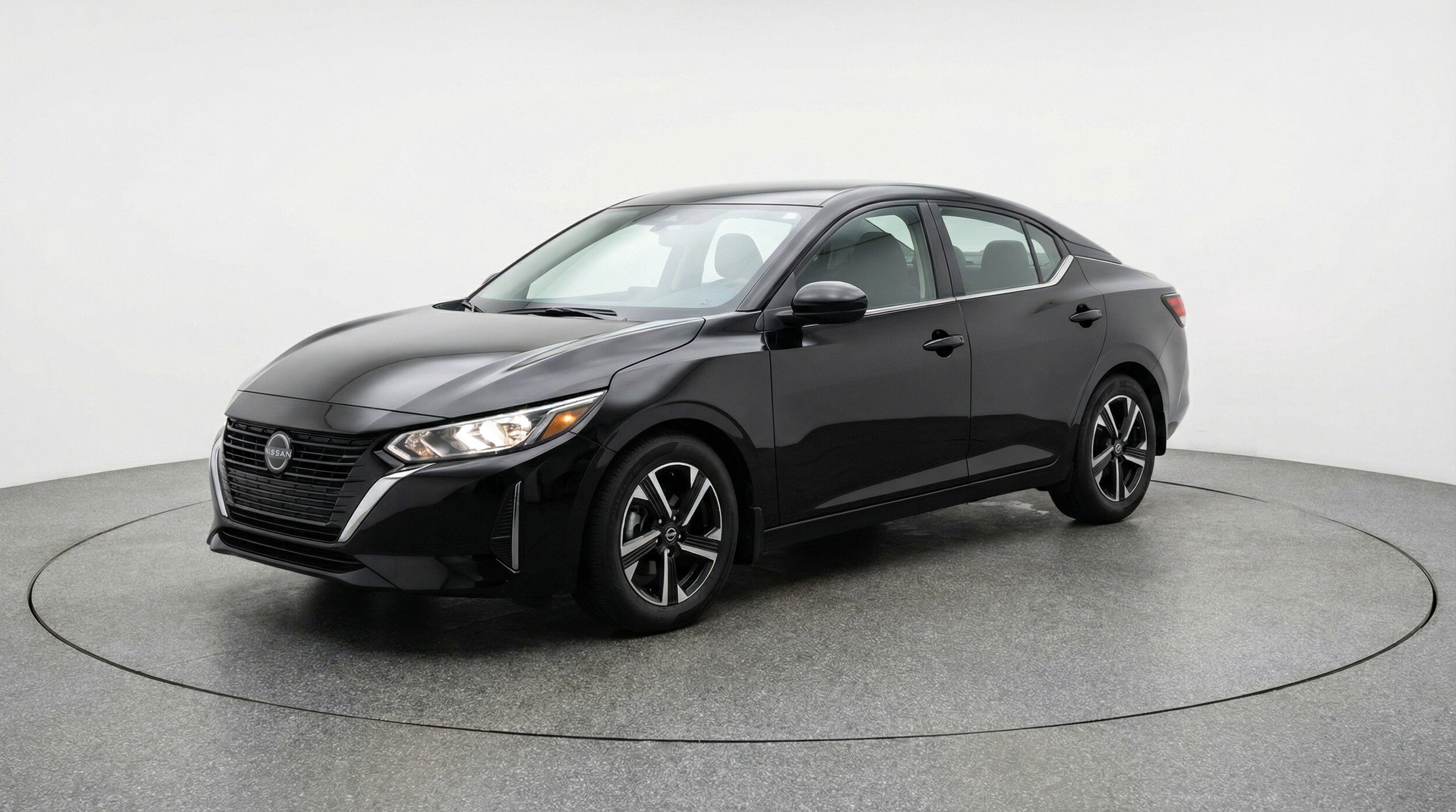 Thumbnail: 2025 Nissan Sentra - 3