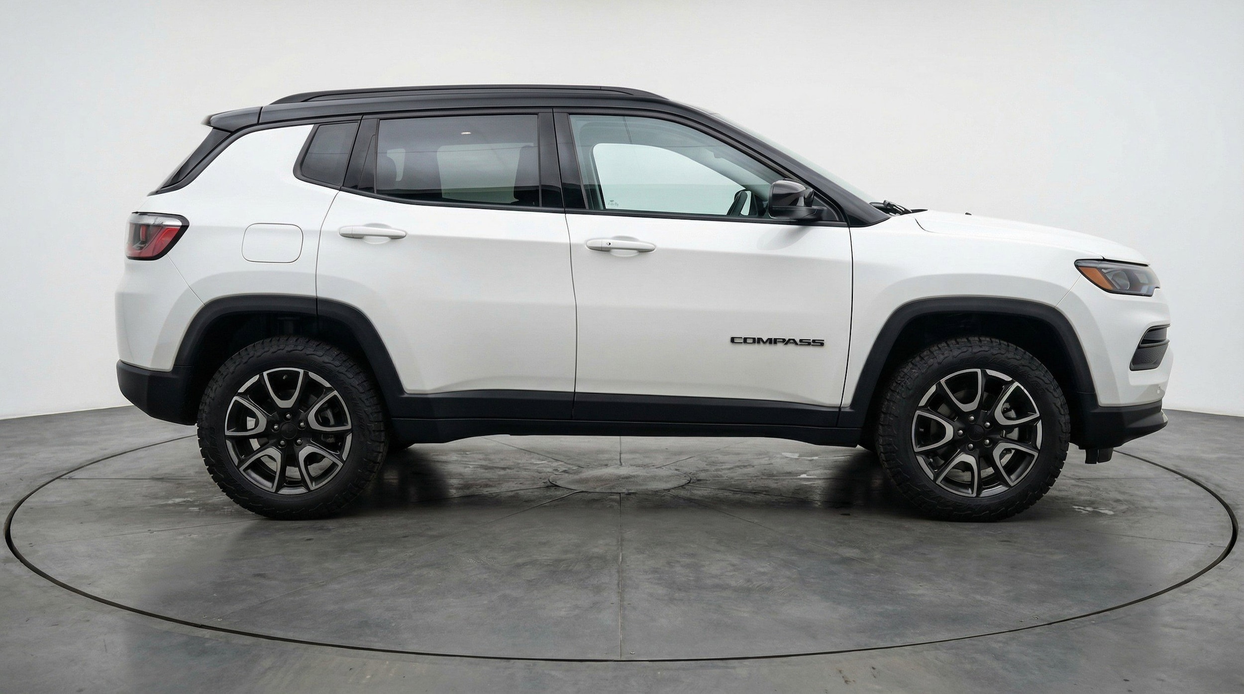 Thumbnail: 2025 Jeep Compass - 11