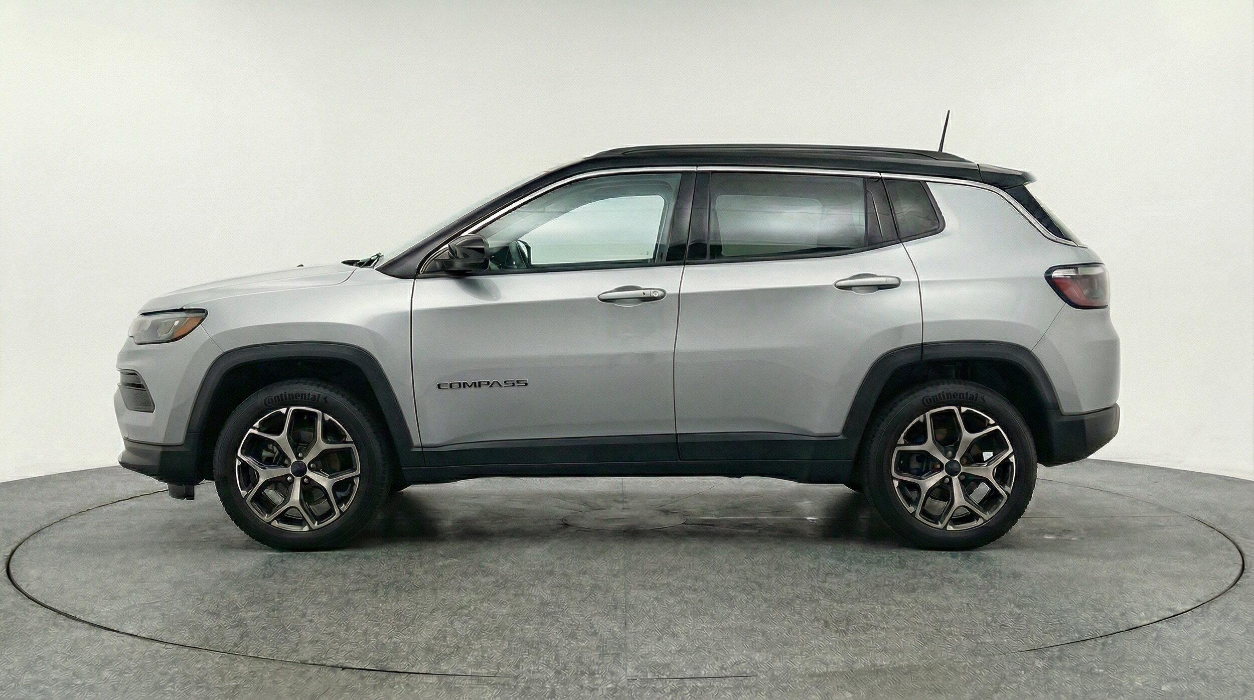 Thumbnail: 2025 Jeep Compass - 4