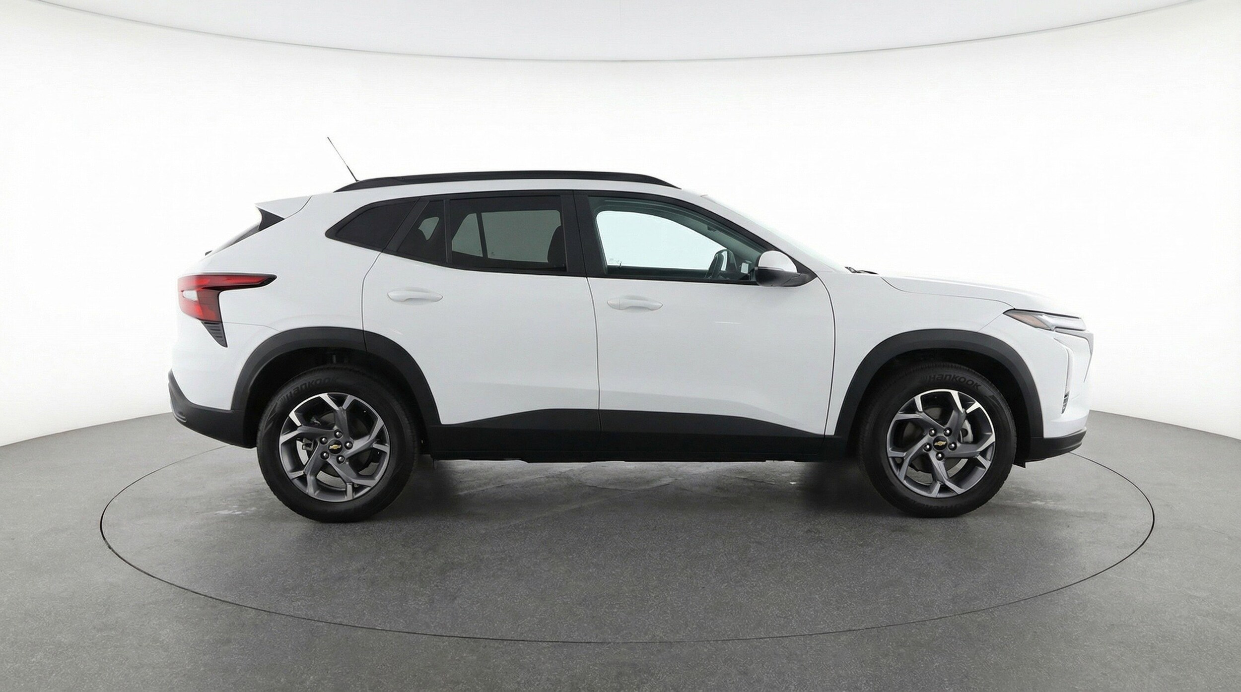 Thumbnail: 2025 Chevrolet Trax - 11
