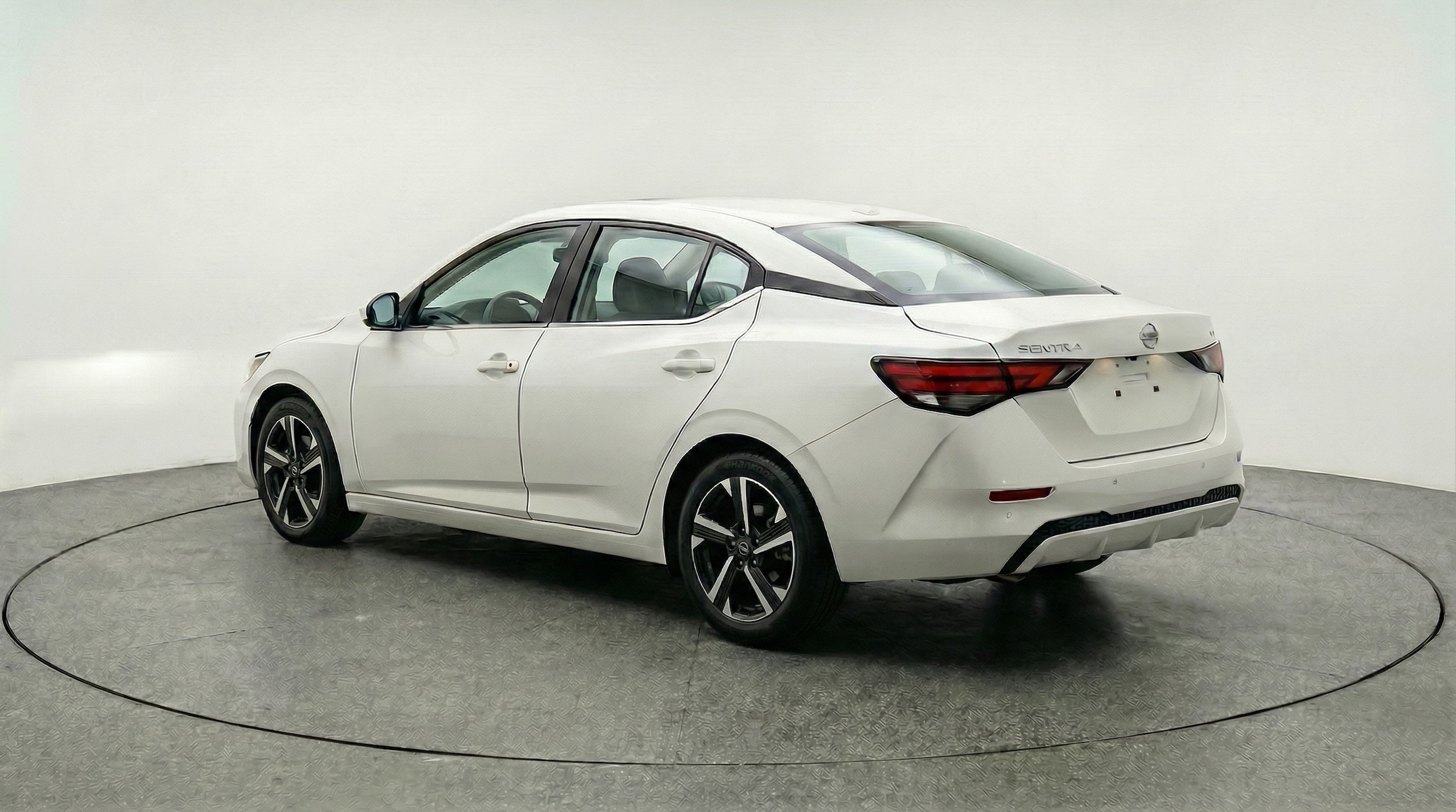 Thumbnail: 2025 Nissan Sentra - 5