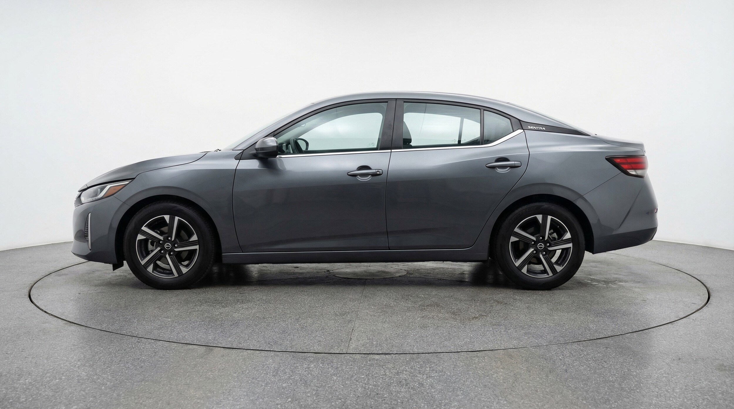 Thumbnail: 2025 Nissan Sentra - 5