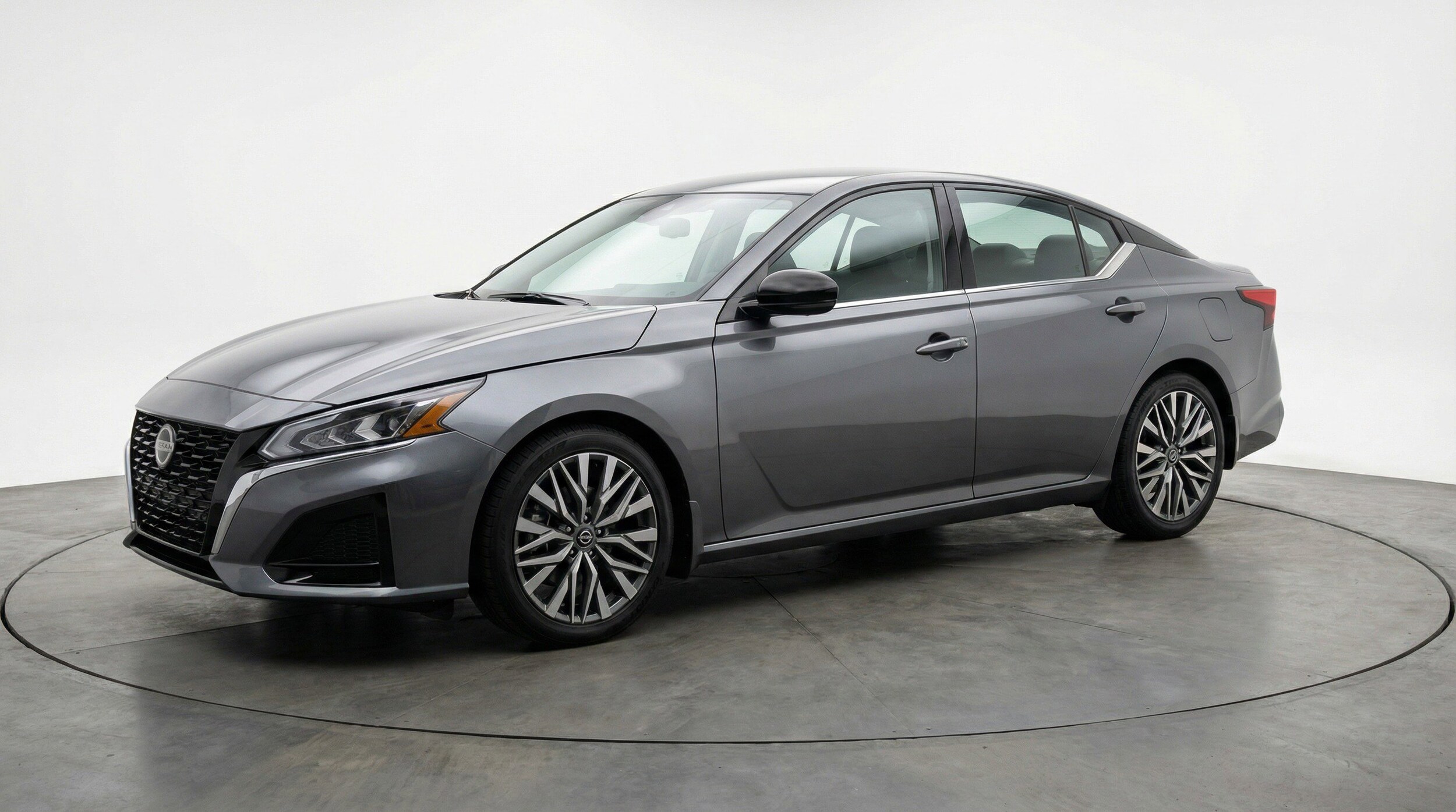 Thumbnail: 2025 Nissan Altima - 3