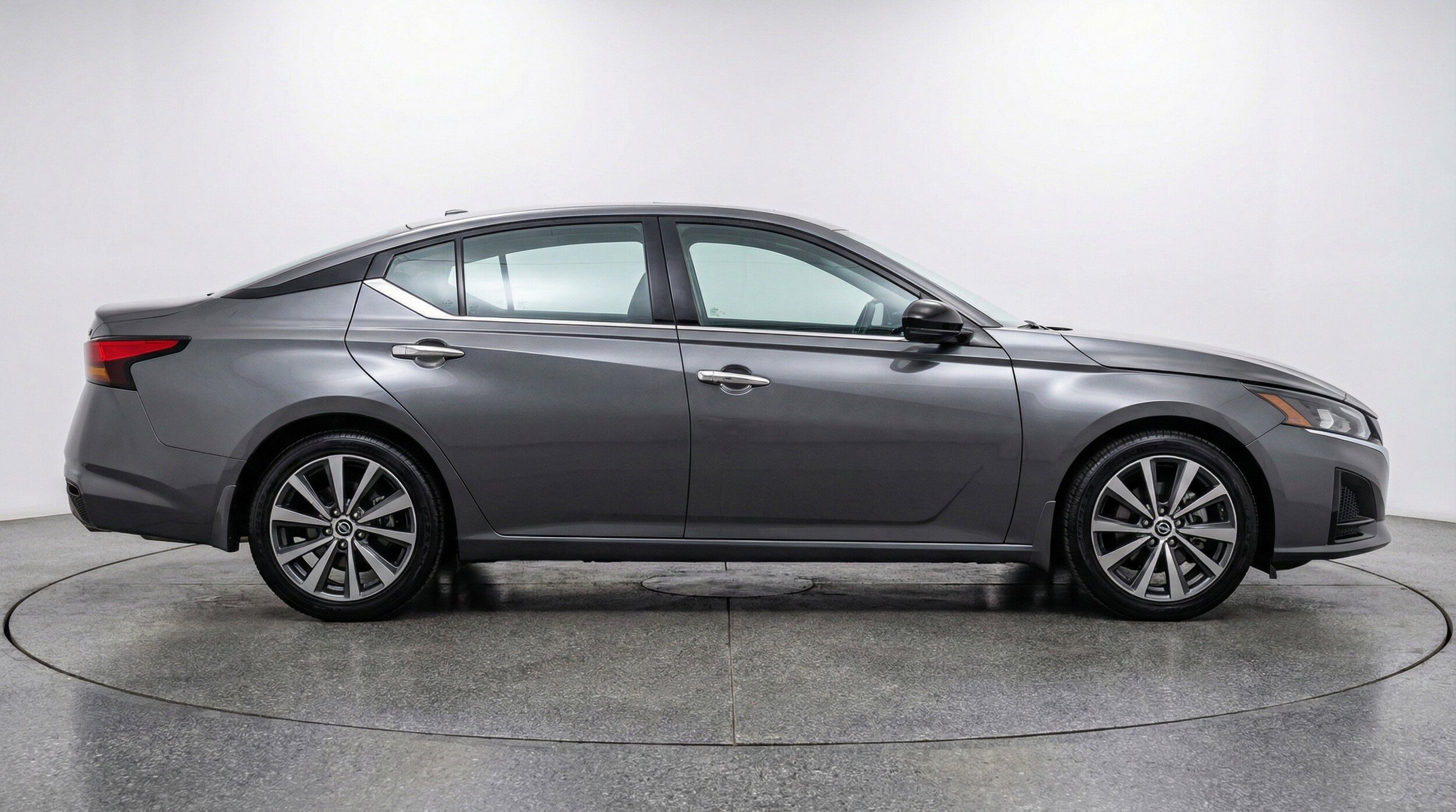 Thumbnail: 2025 Nissan Altima - 11