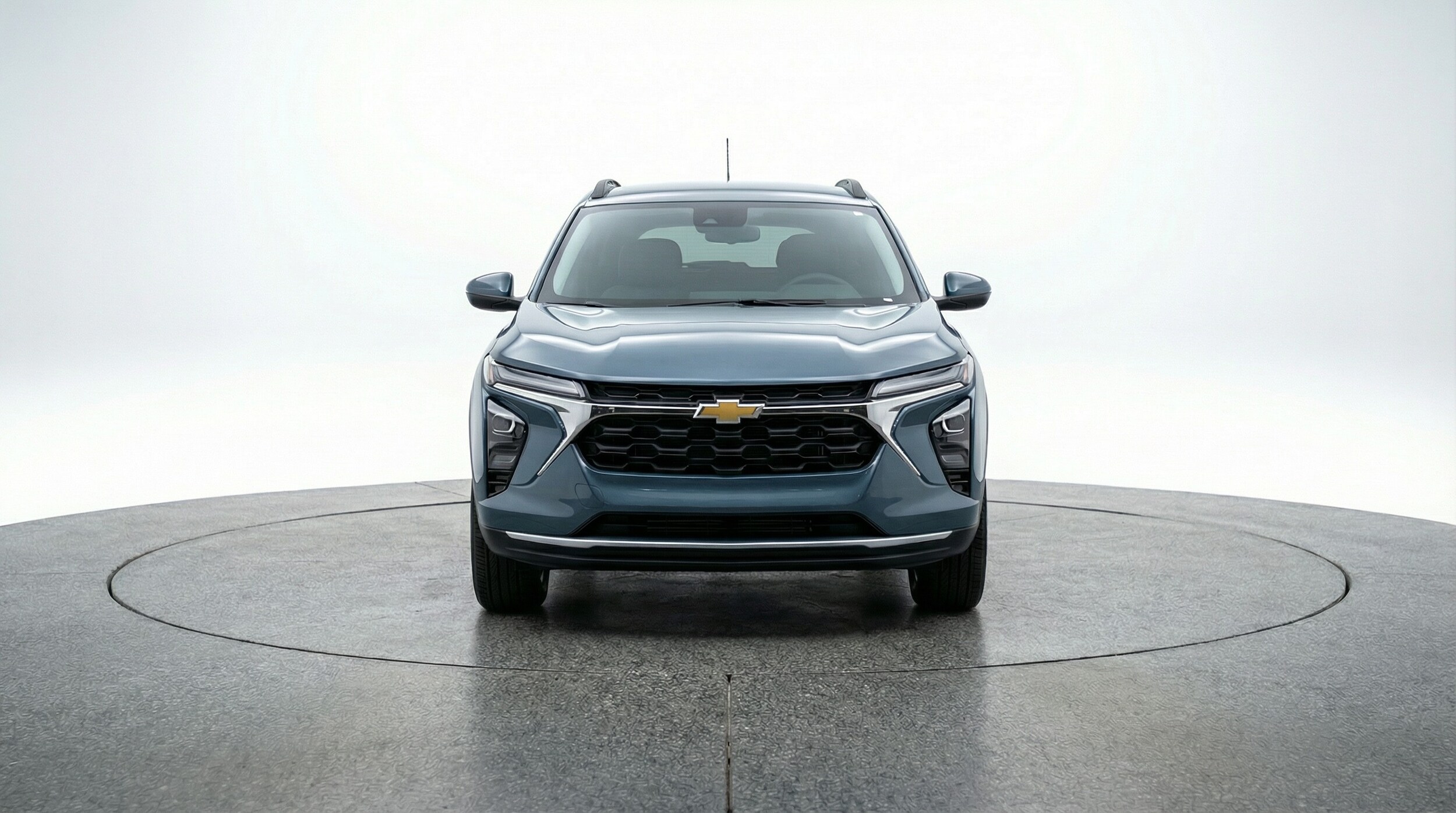 Thumbnail: 2025 Chevrolet Trax - 2