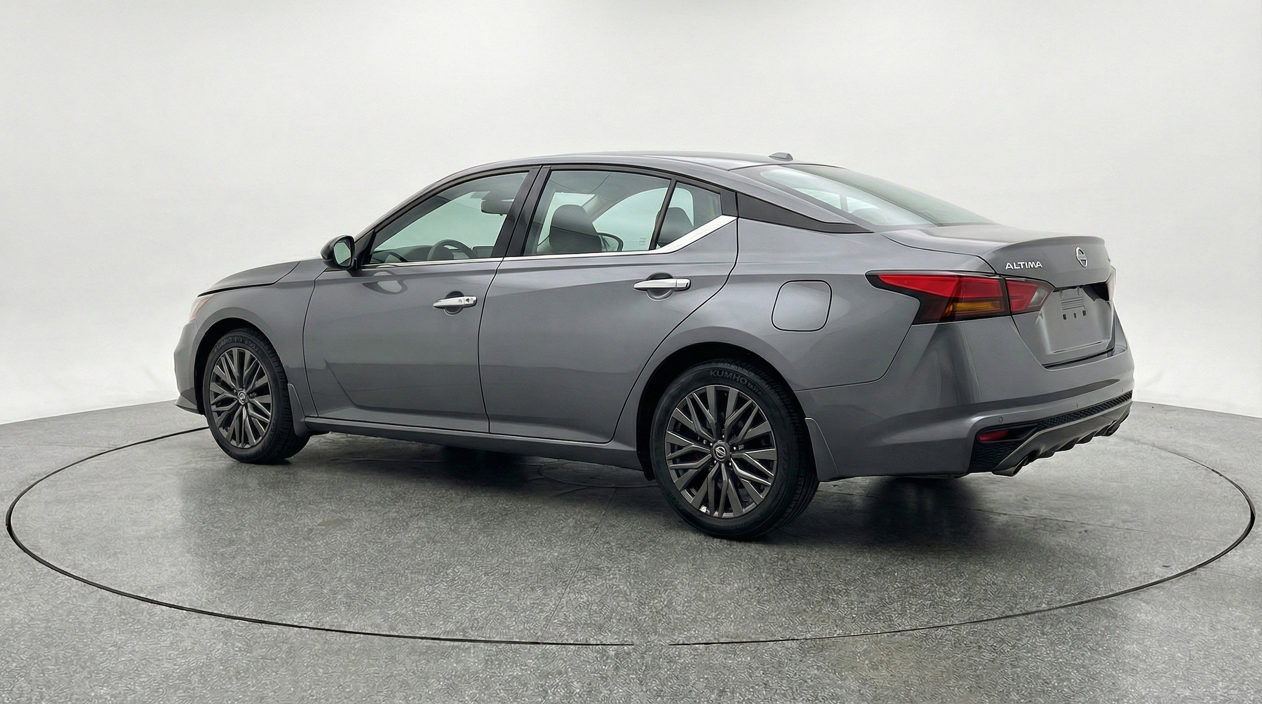 Thumbnail: 2025 Nissan Altima - 6