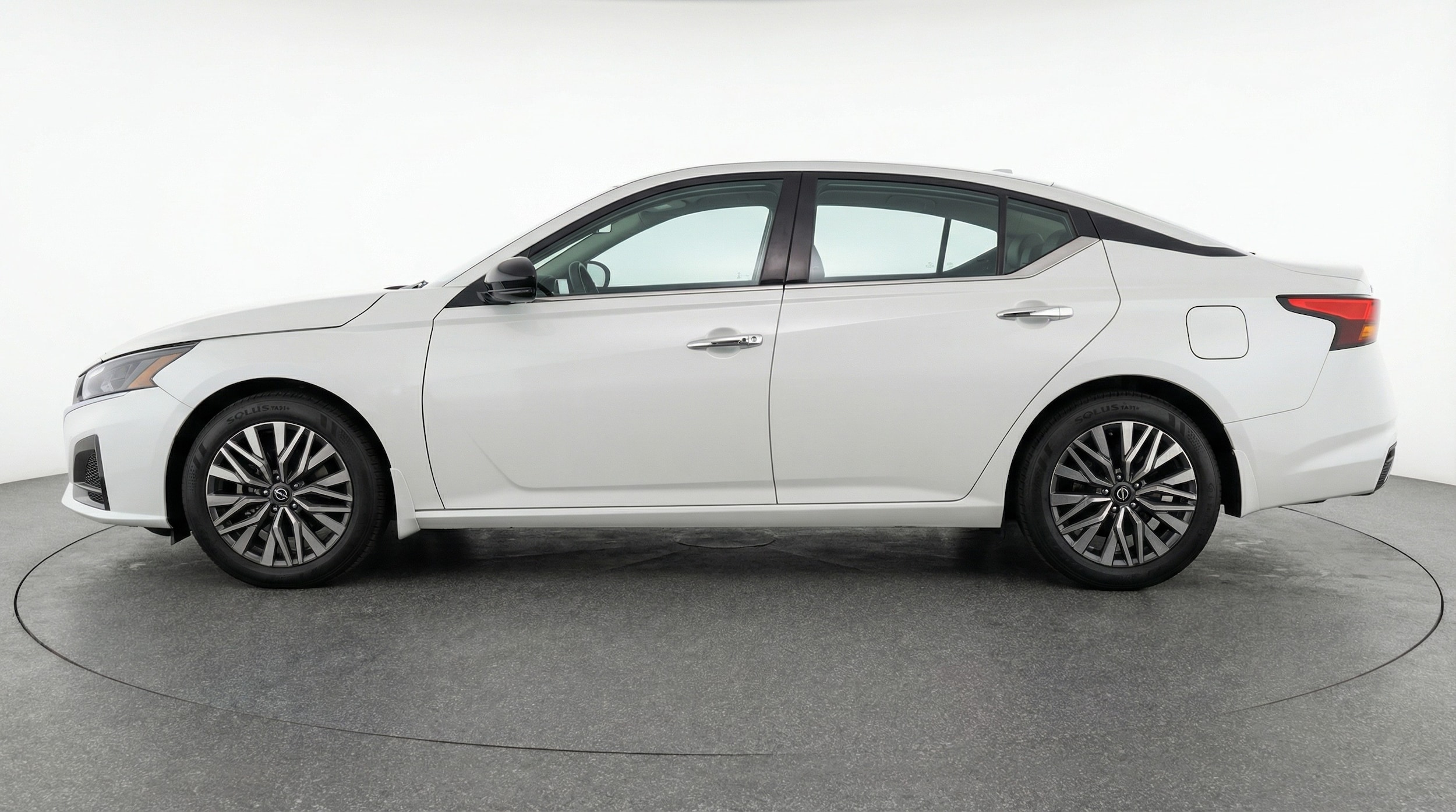 Thumbnail: 2025 Nissan Altima - 4