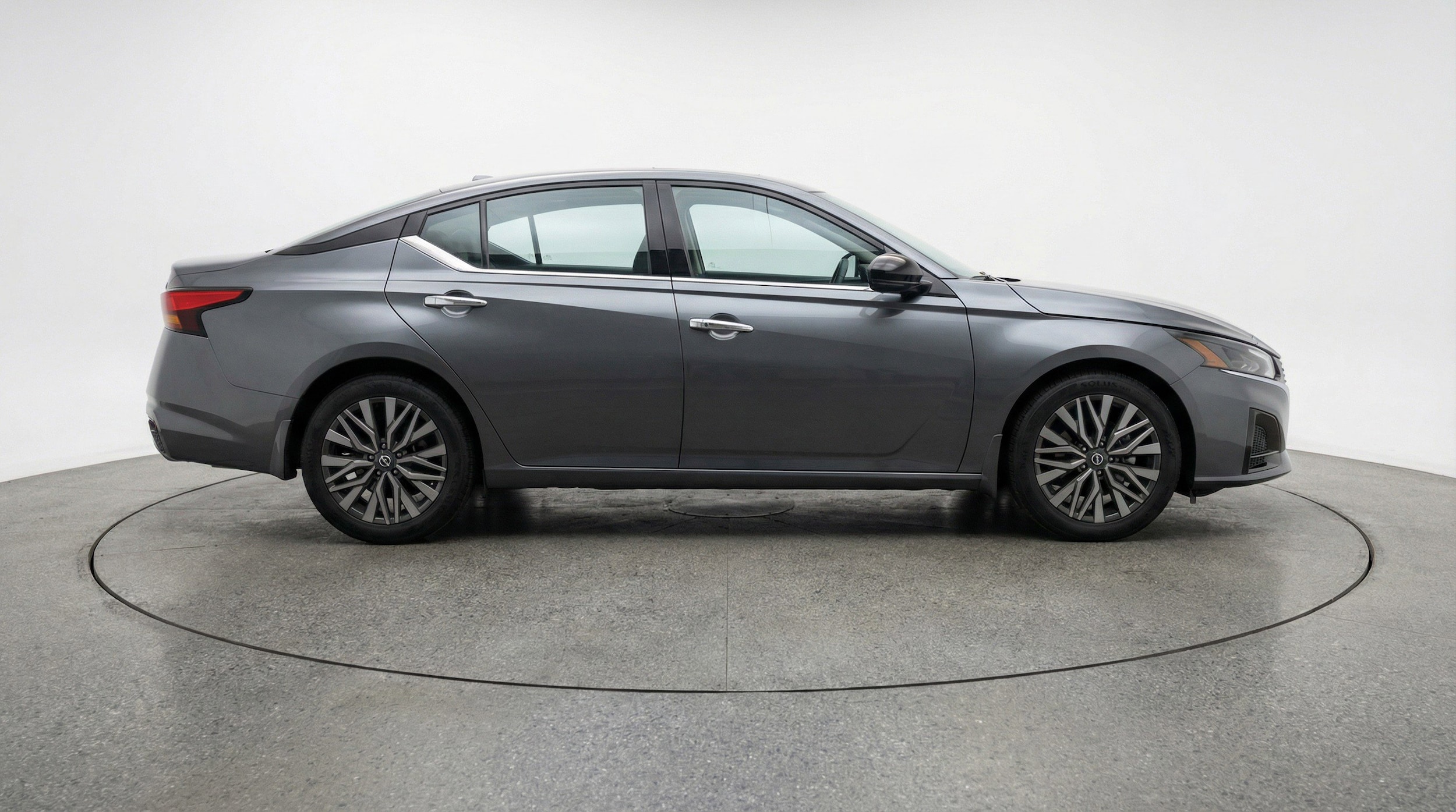 Thumbnail: 2025 Nissan Altima - 11