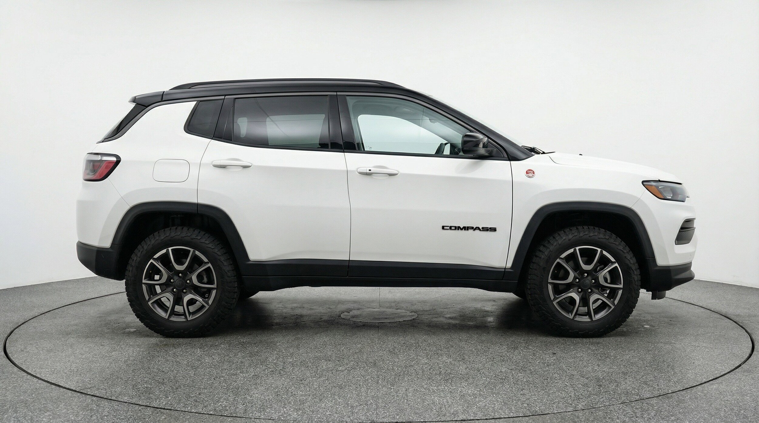 Thumbnail: 2025 Jeep Compass - 11