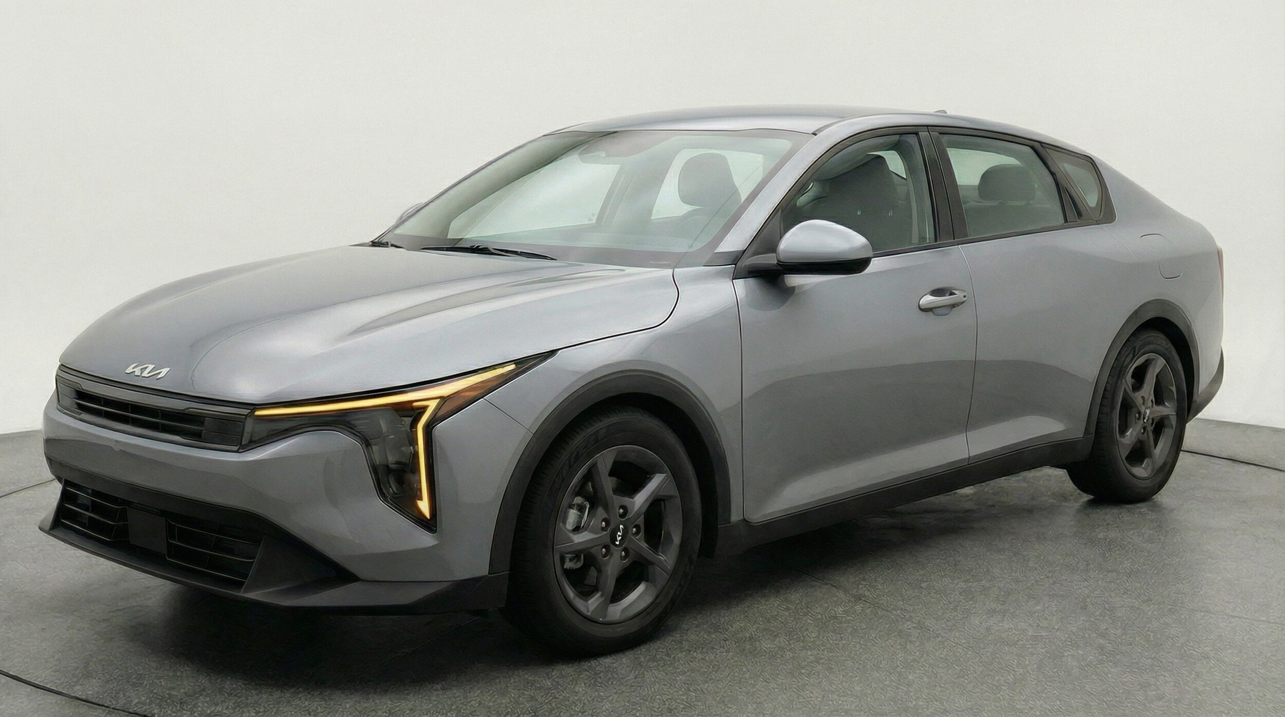 Thumbnail: 2025 Kia K4 - 3