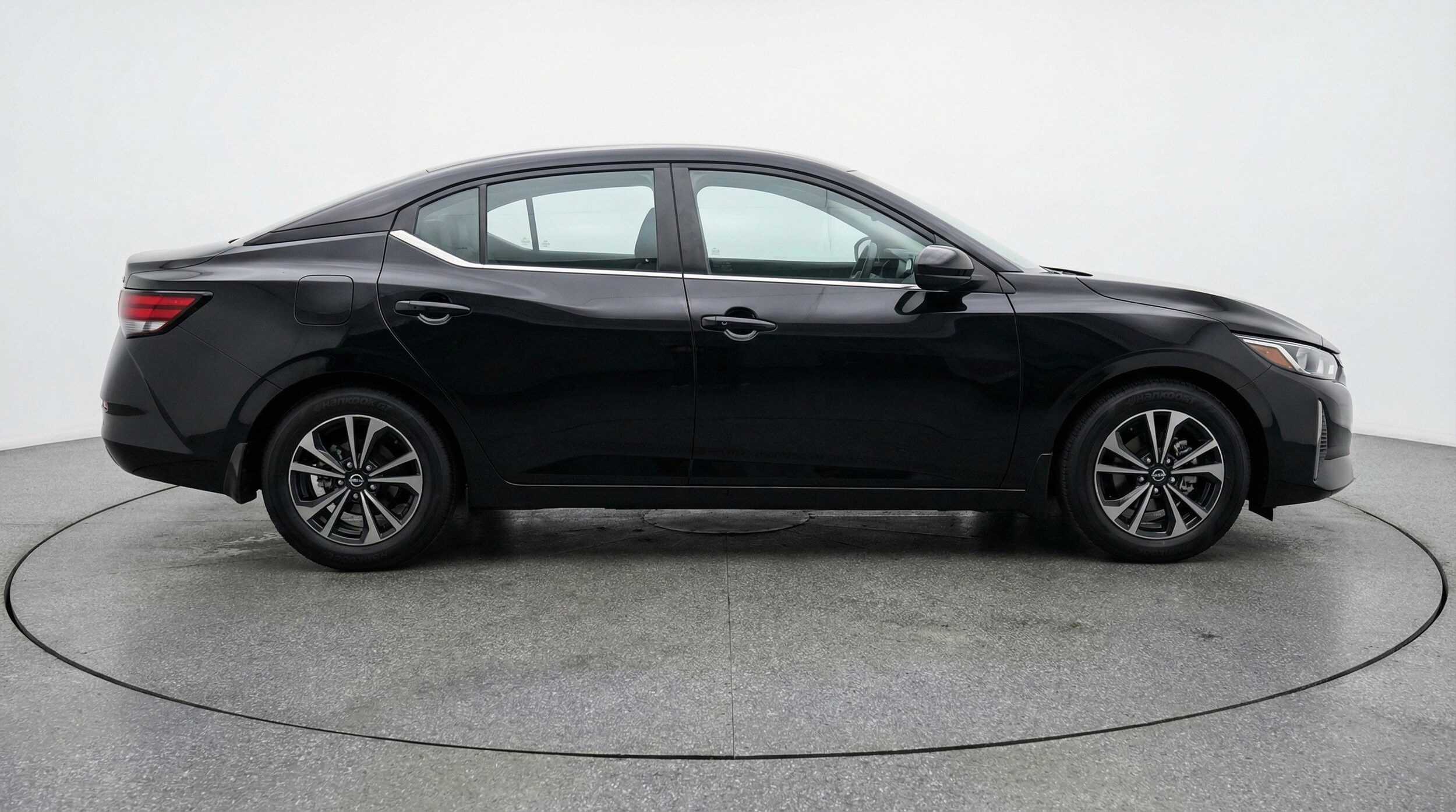 Thumbnail: 2025 Nissan Sentra - 11