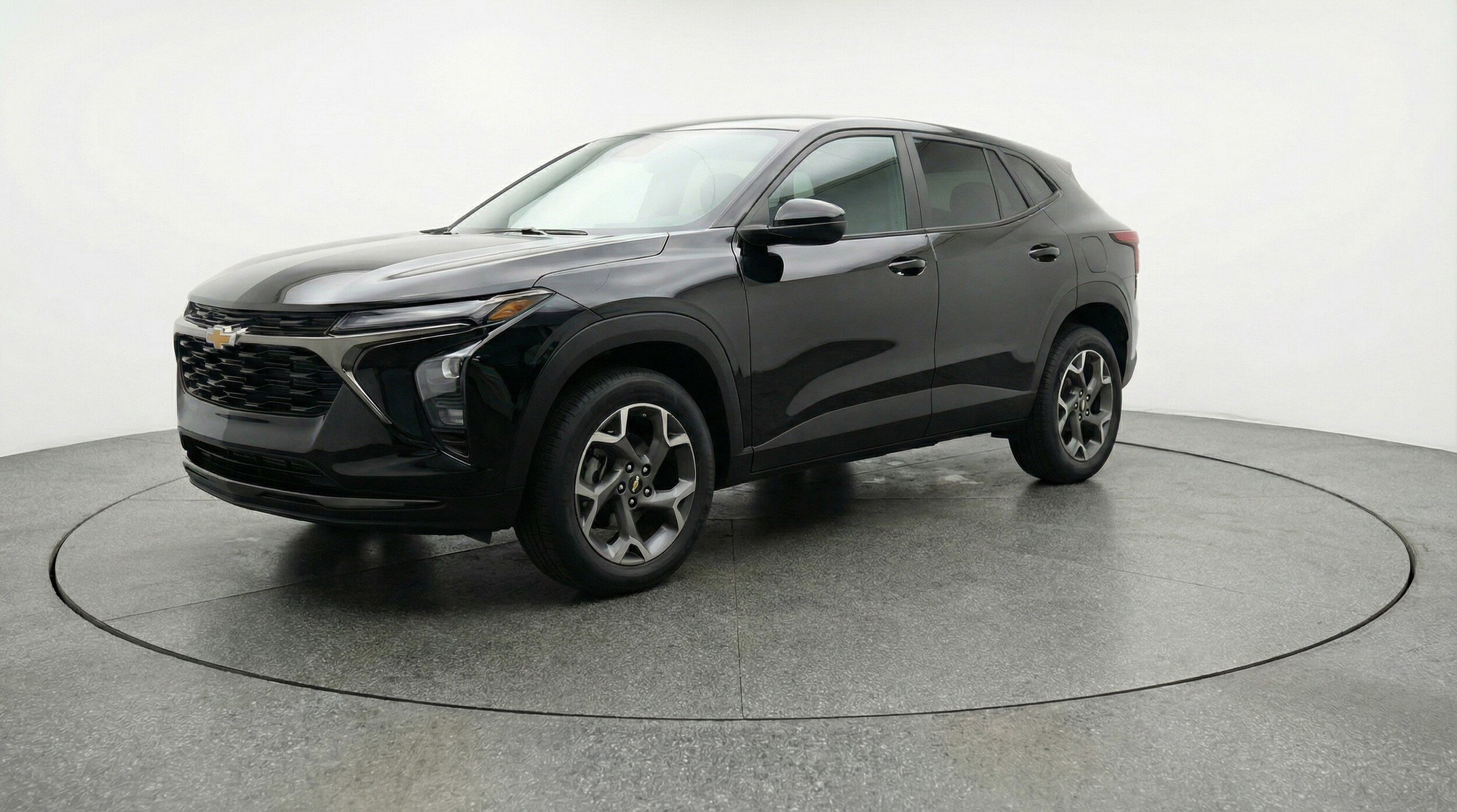 Thumbnail: 2025 Chevrolet Trax - 3