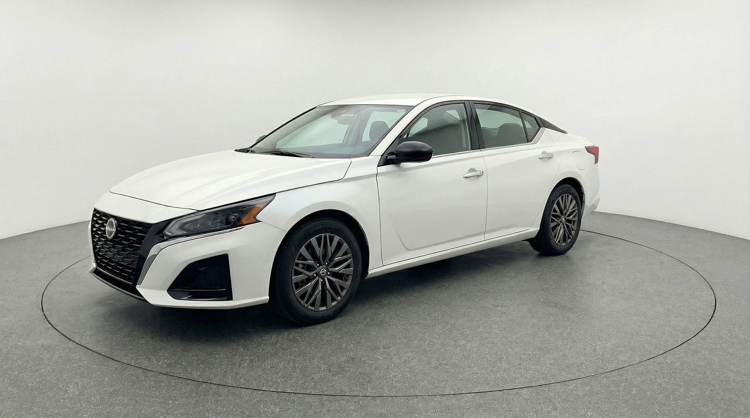 Thumbnail: 2025 Nissan Altima - 3