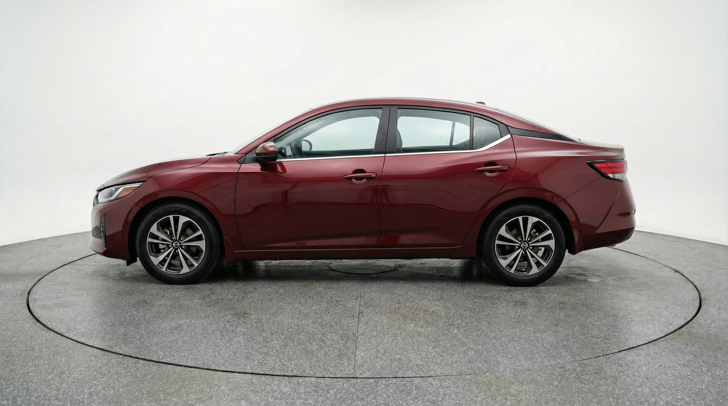 Thumbnail: 2025 Nissan Sentra - 5