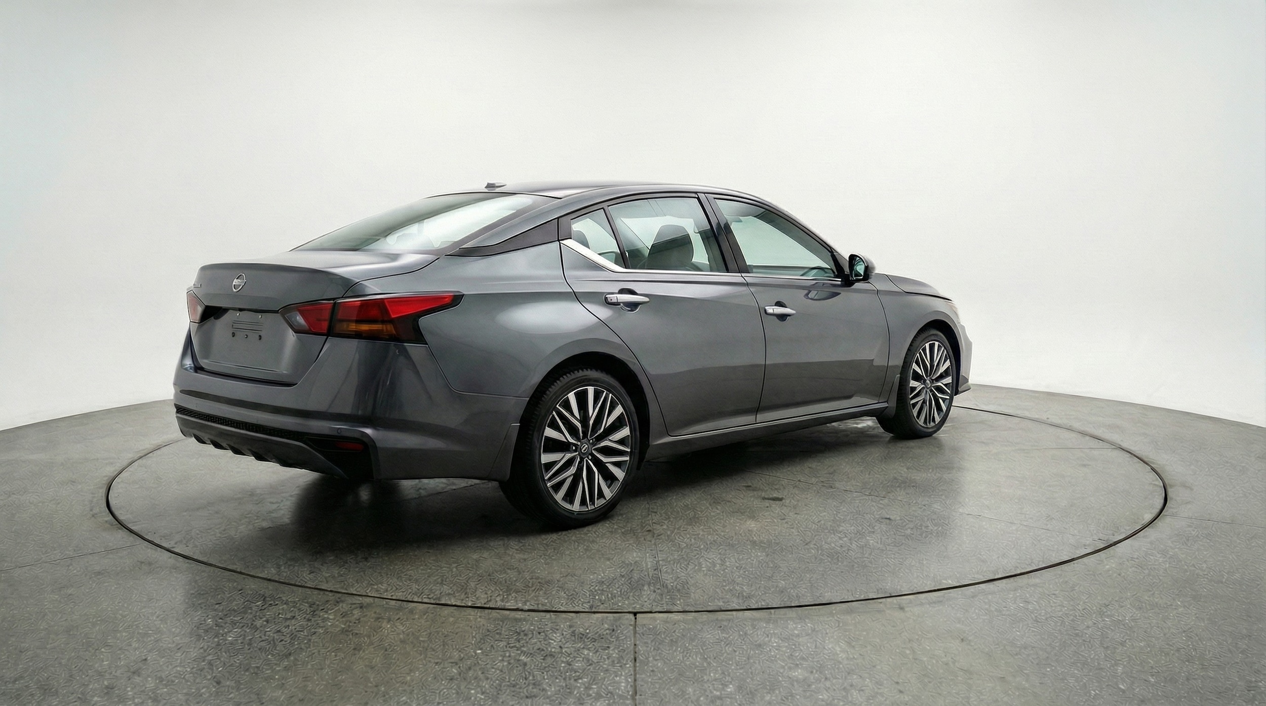 Thumbnail: 2025 Nissan Altima - 7