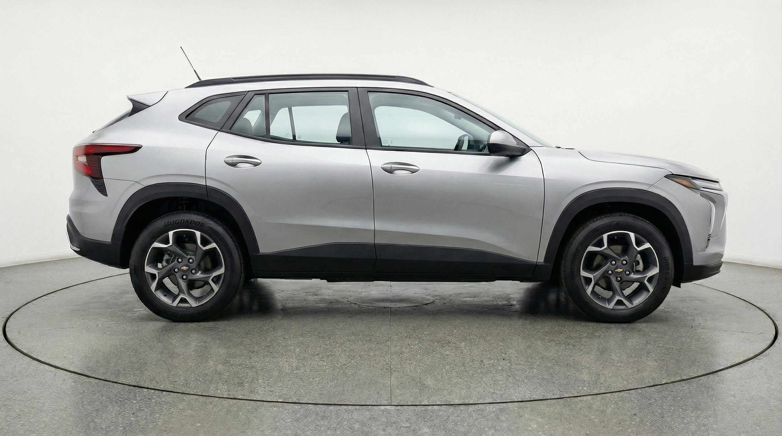 Thumbnail: 2025 Chevrolet Trax - 11