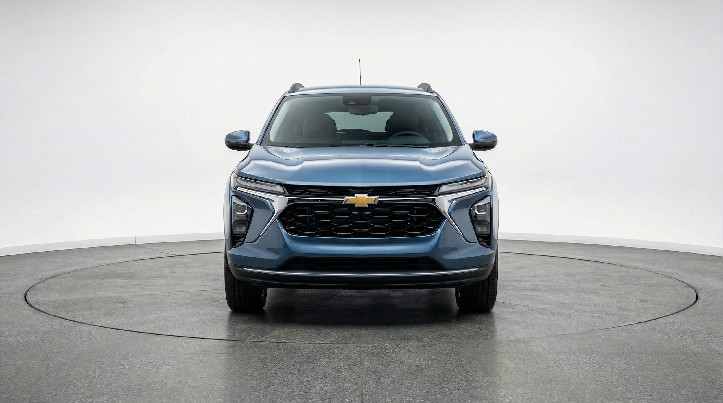 Thumbnail: 2025 Chevrolet Trax - 2