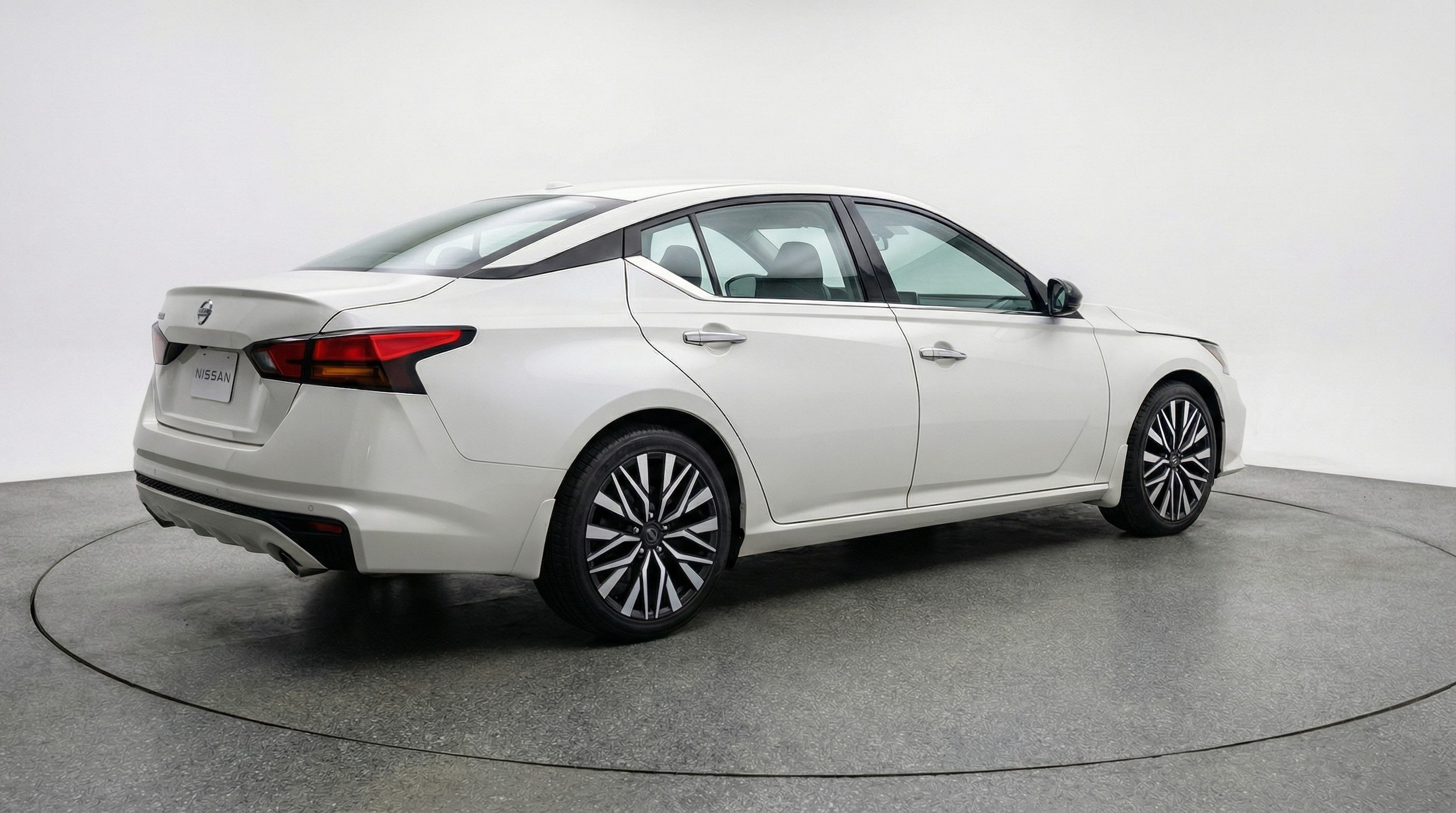 Thumbnail: 2025 Nissan Altima - 7