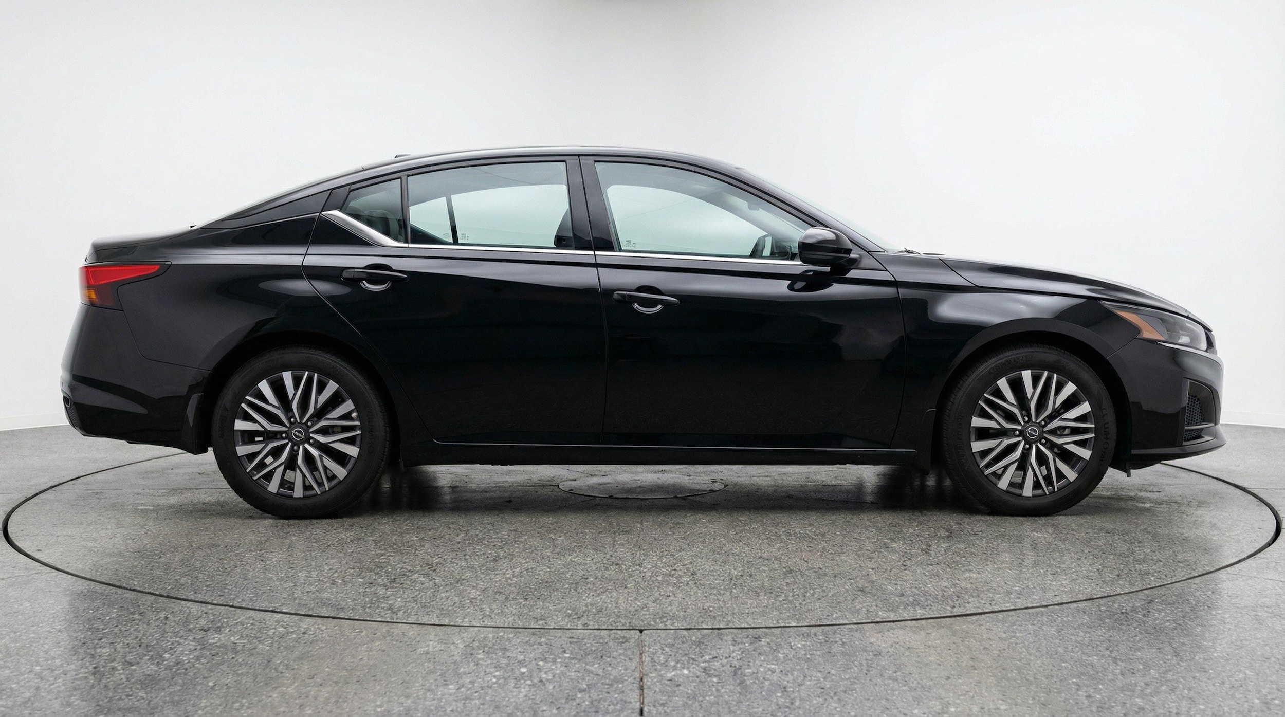 Thumbnail: 2025 Nissan Altima - 11