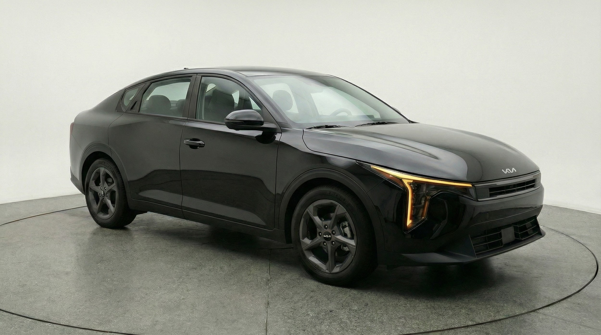 Thumbnail: 2025 Kia K4 - 1