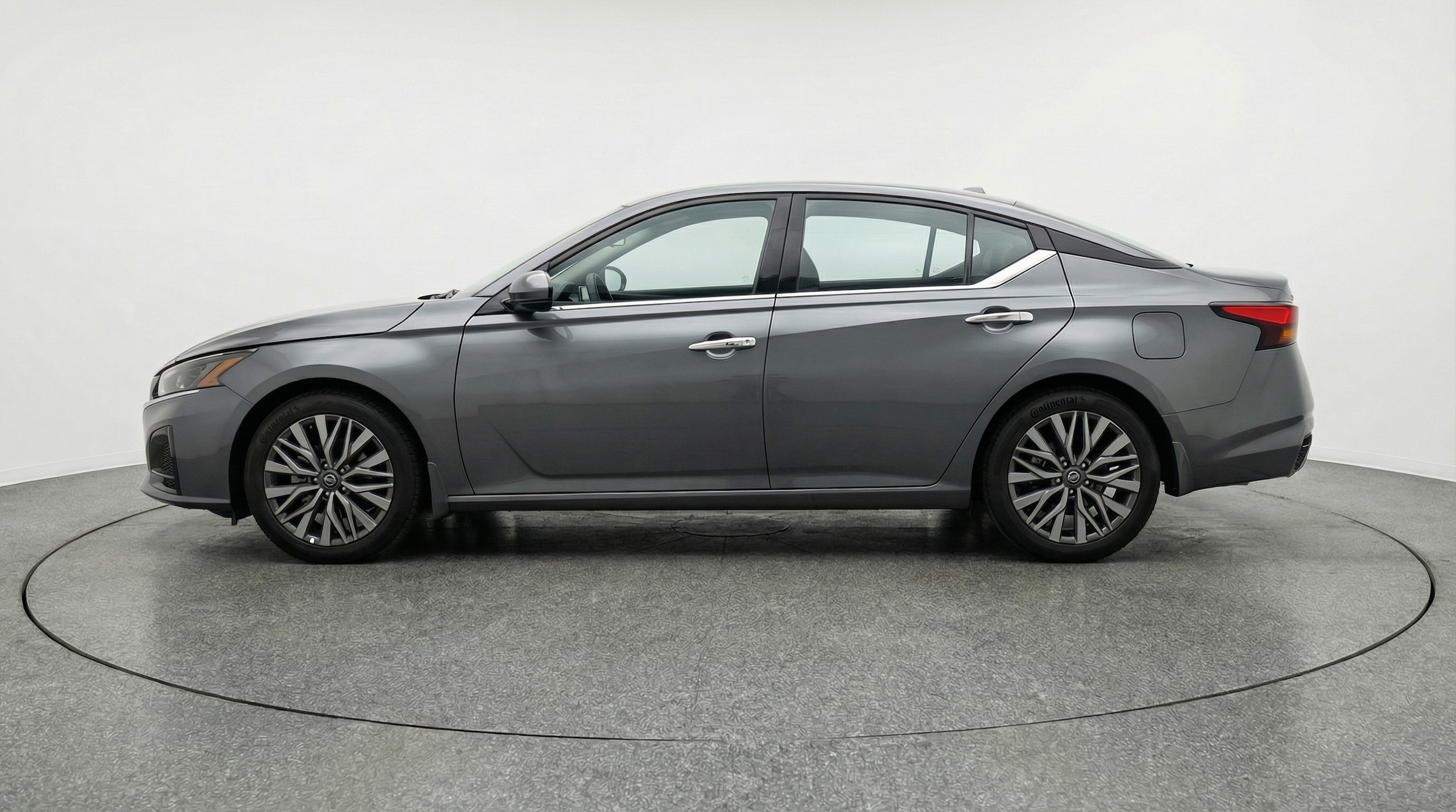 Thumbnail: 2025 Nissan Altima - 4