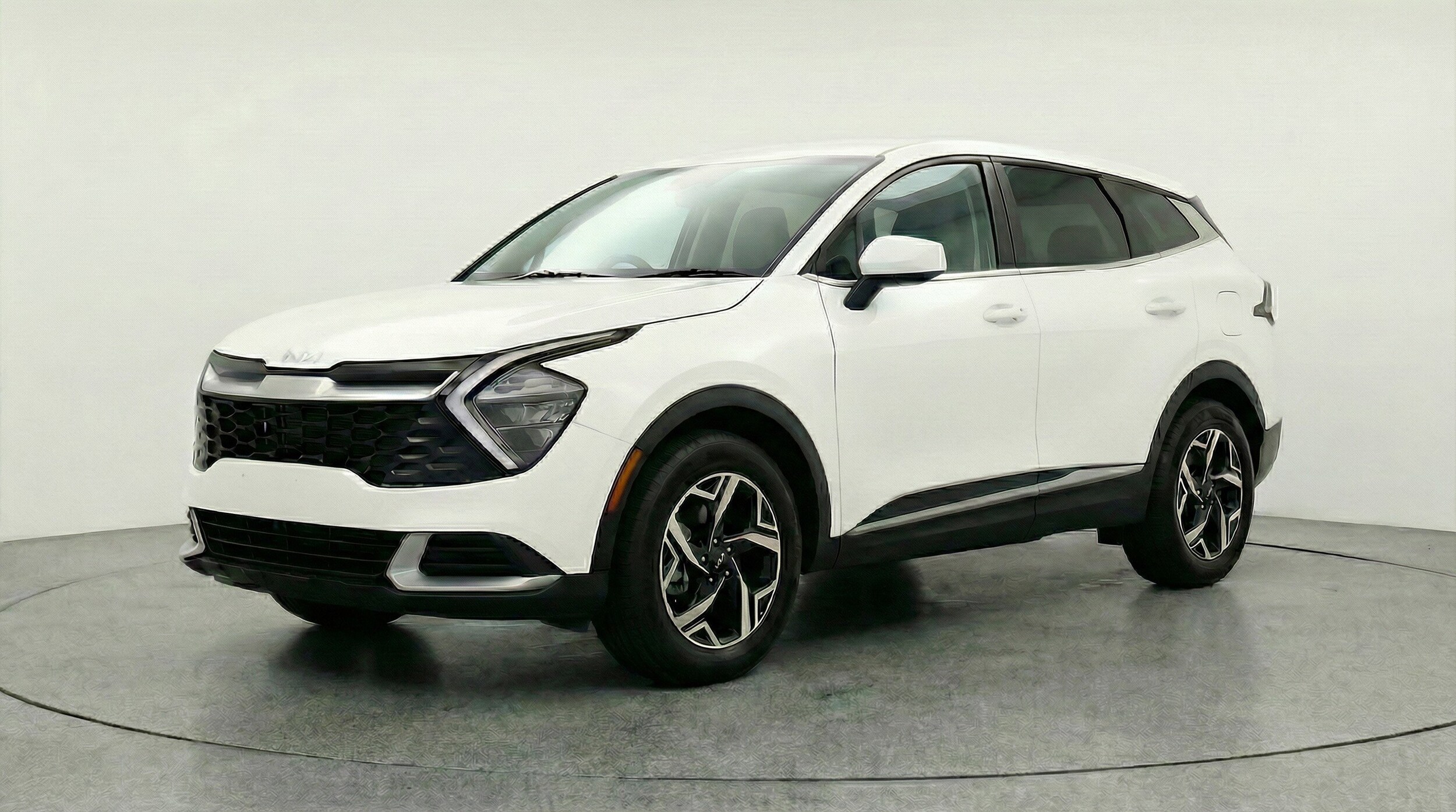 Thumbnail: 2025 Kia Sportage - 3