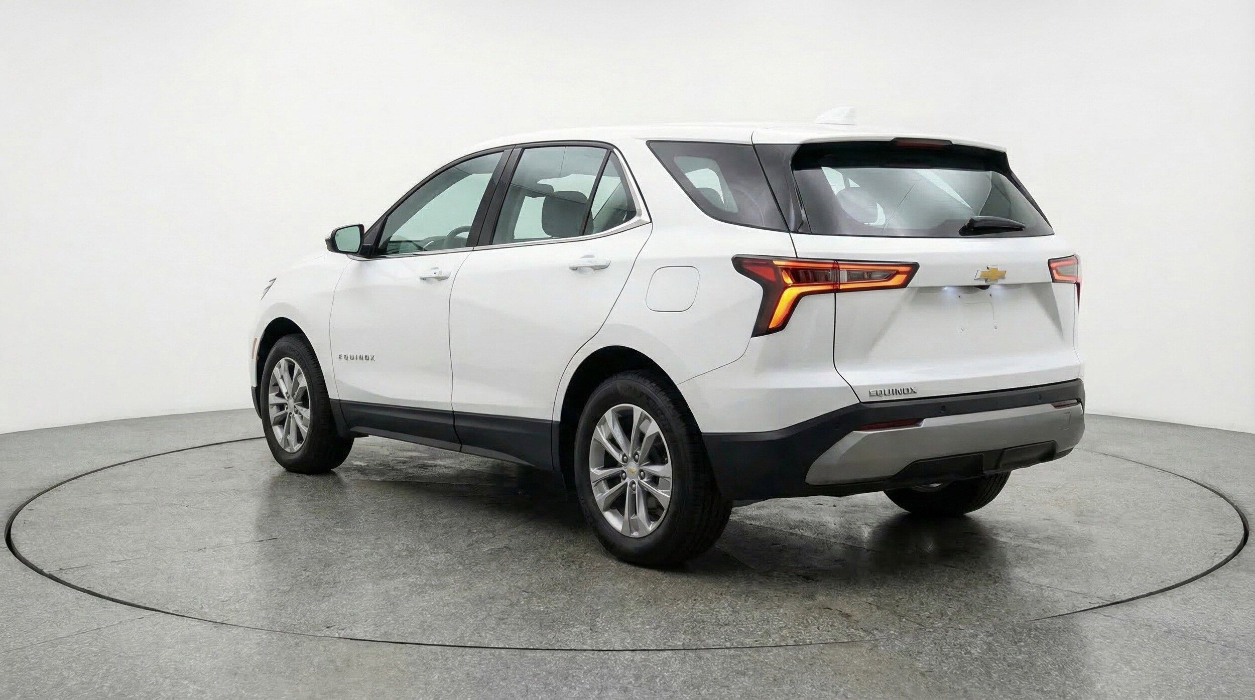 Thumbnail: 2025 Chevrolet Equinox - 6