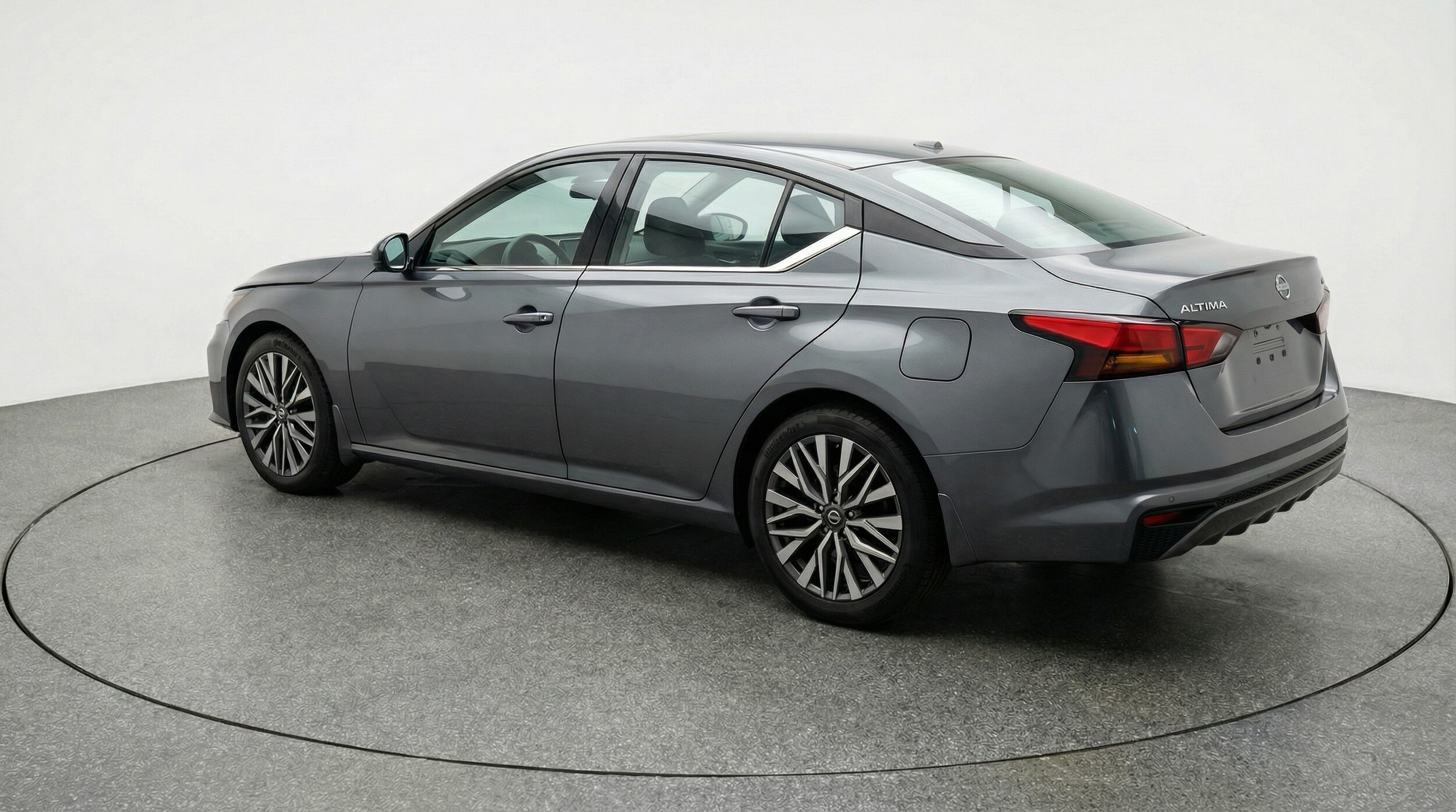 Thumbnail: 2025 Nissan Altima - 5