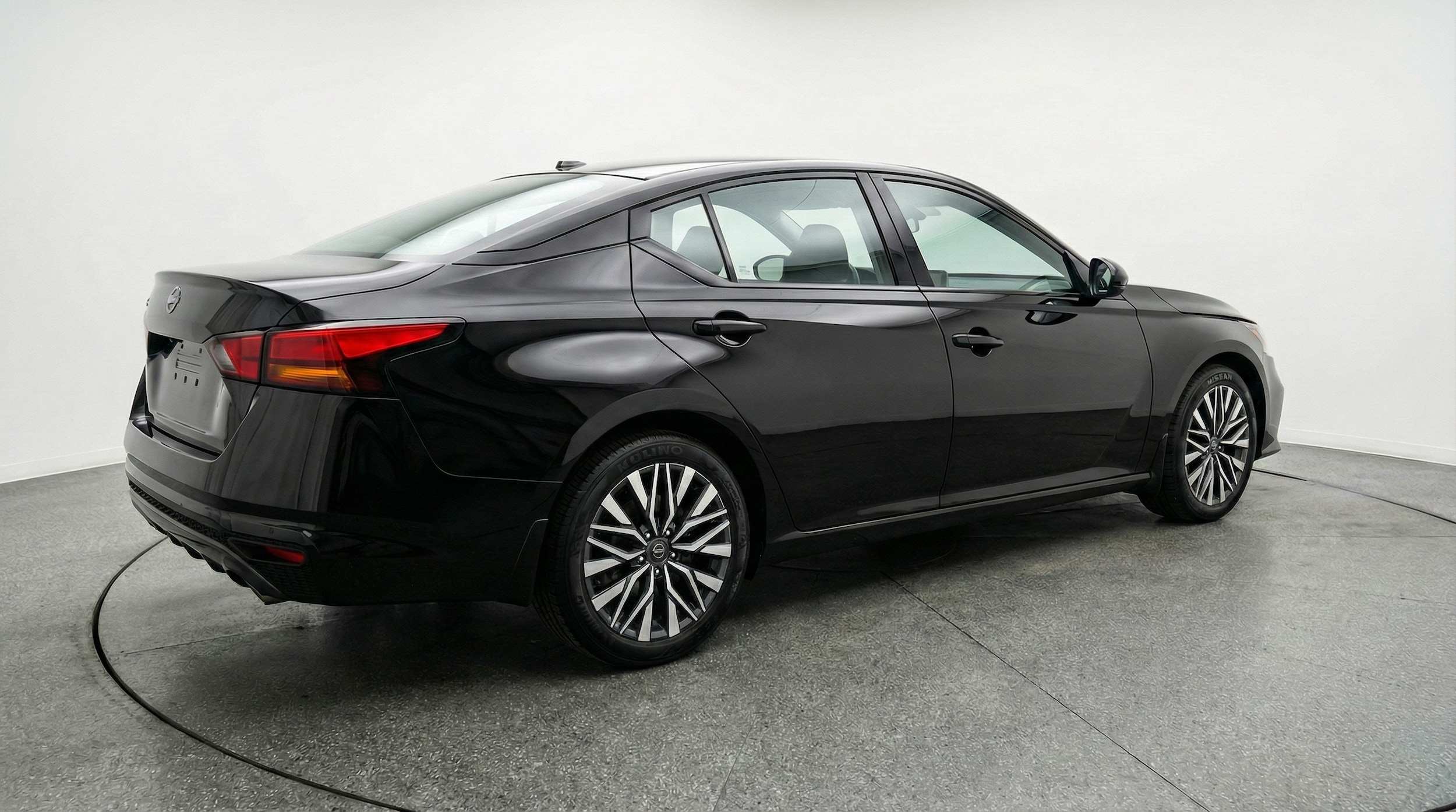 Thumbnail: 2025 Nissan Altima - 7