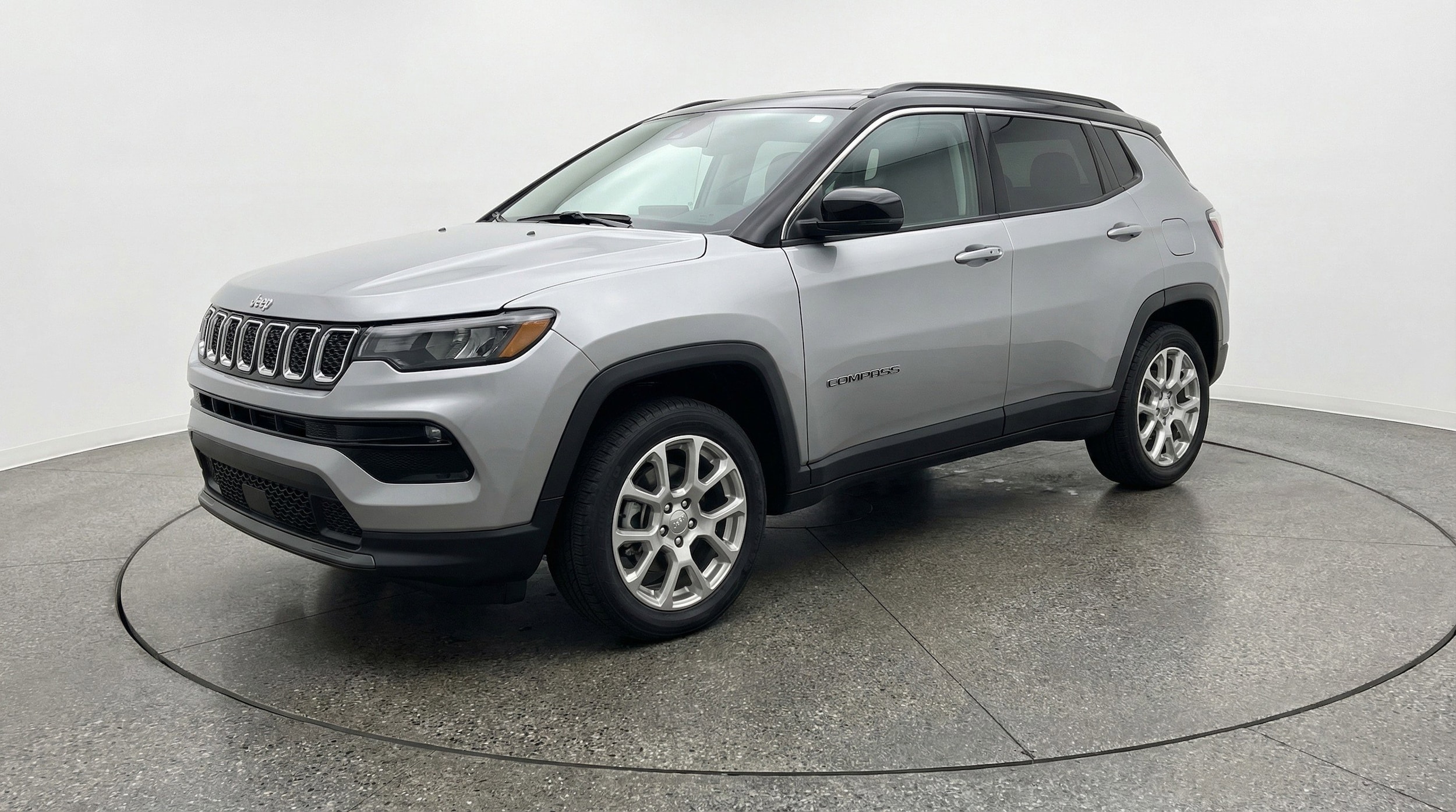 Thumbnail: 2025 Jeep Compass - 3