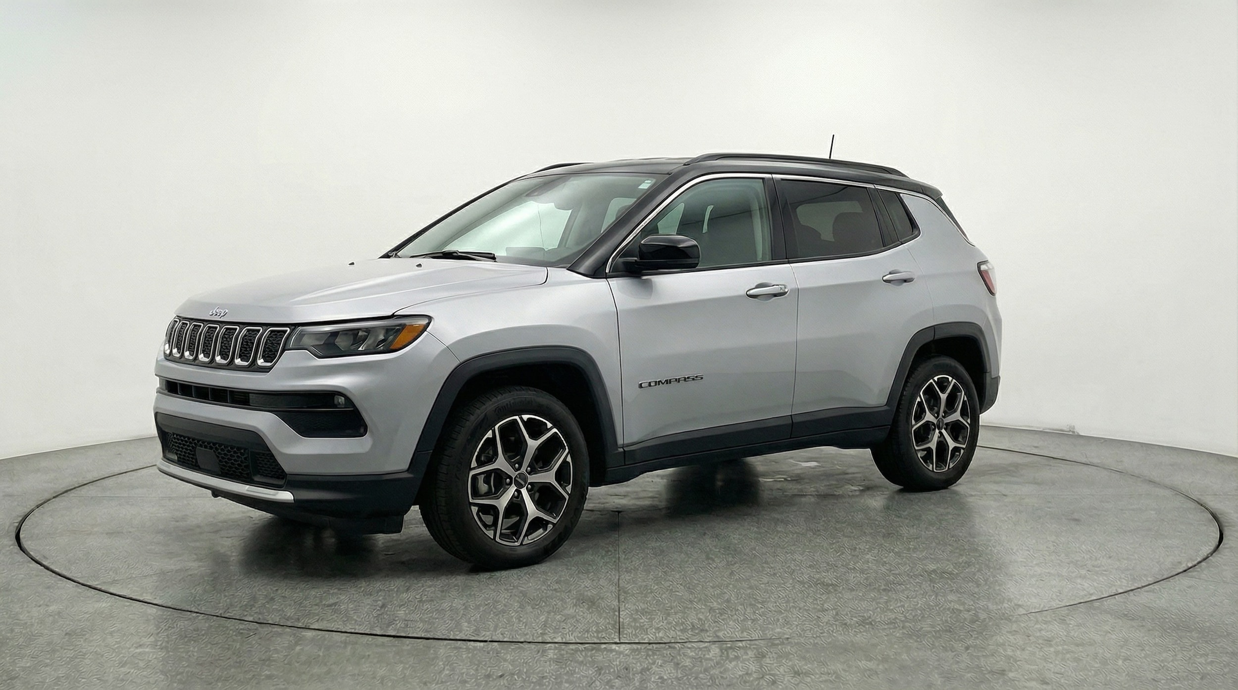 Thumbnail: 2025 Jeep Compass - 3