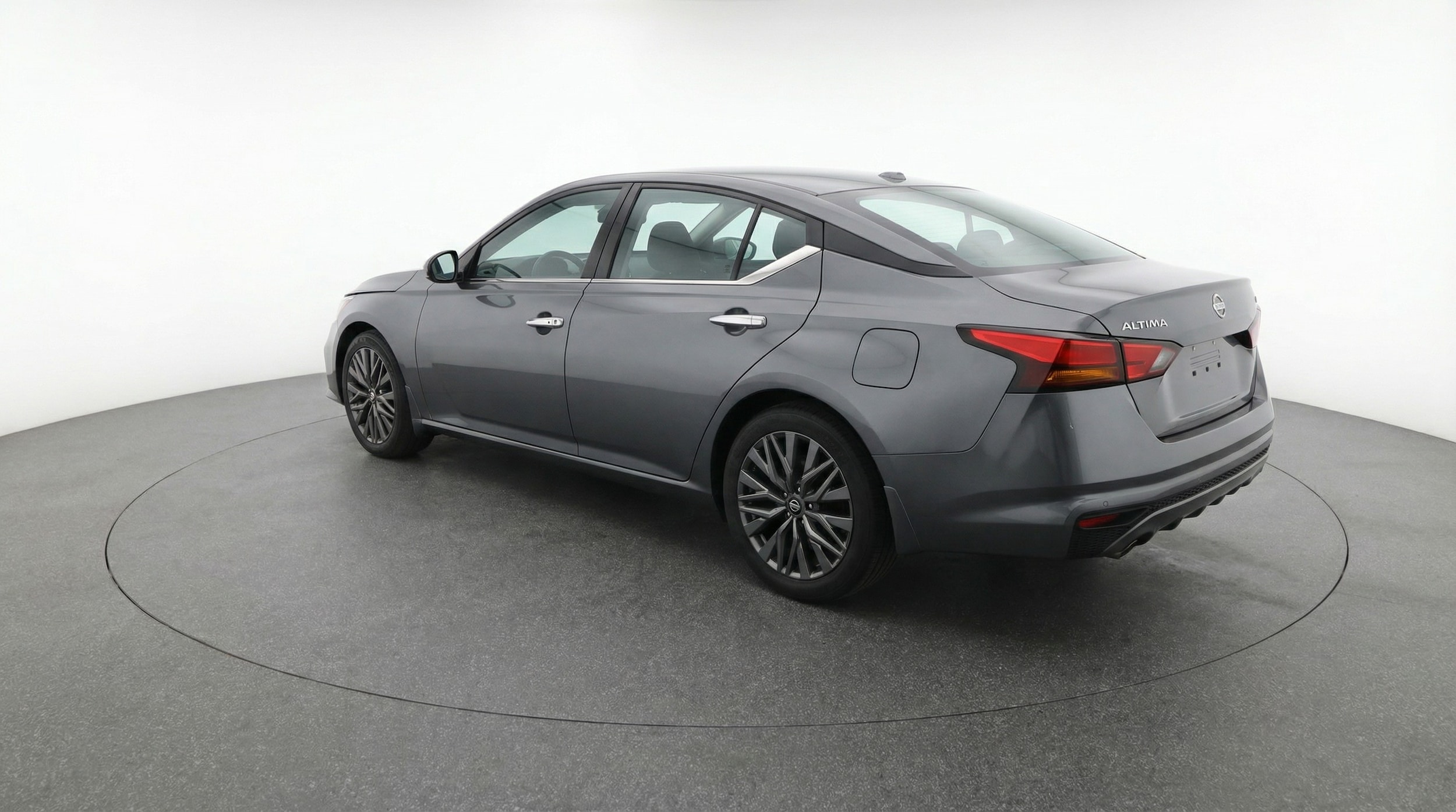 Thumbnail: 2025 Nissan Altima - 5