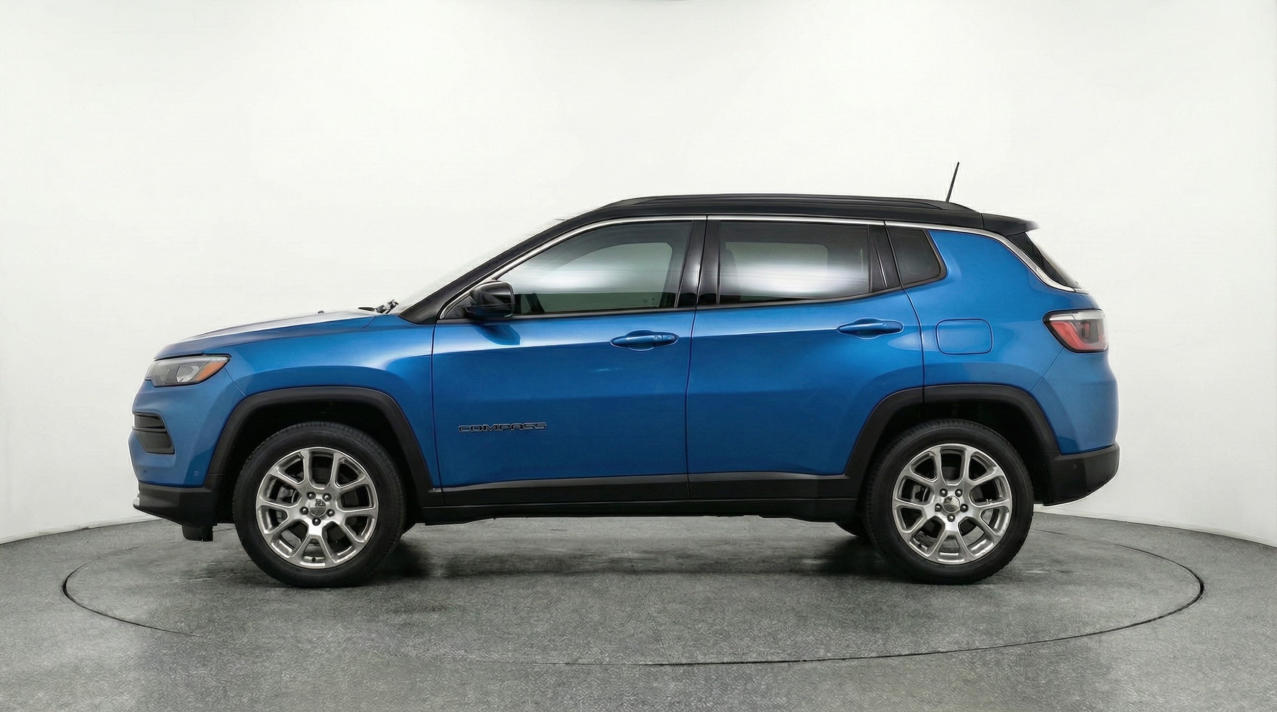 Thumbnail: 2025 Jeep Compass - 4