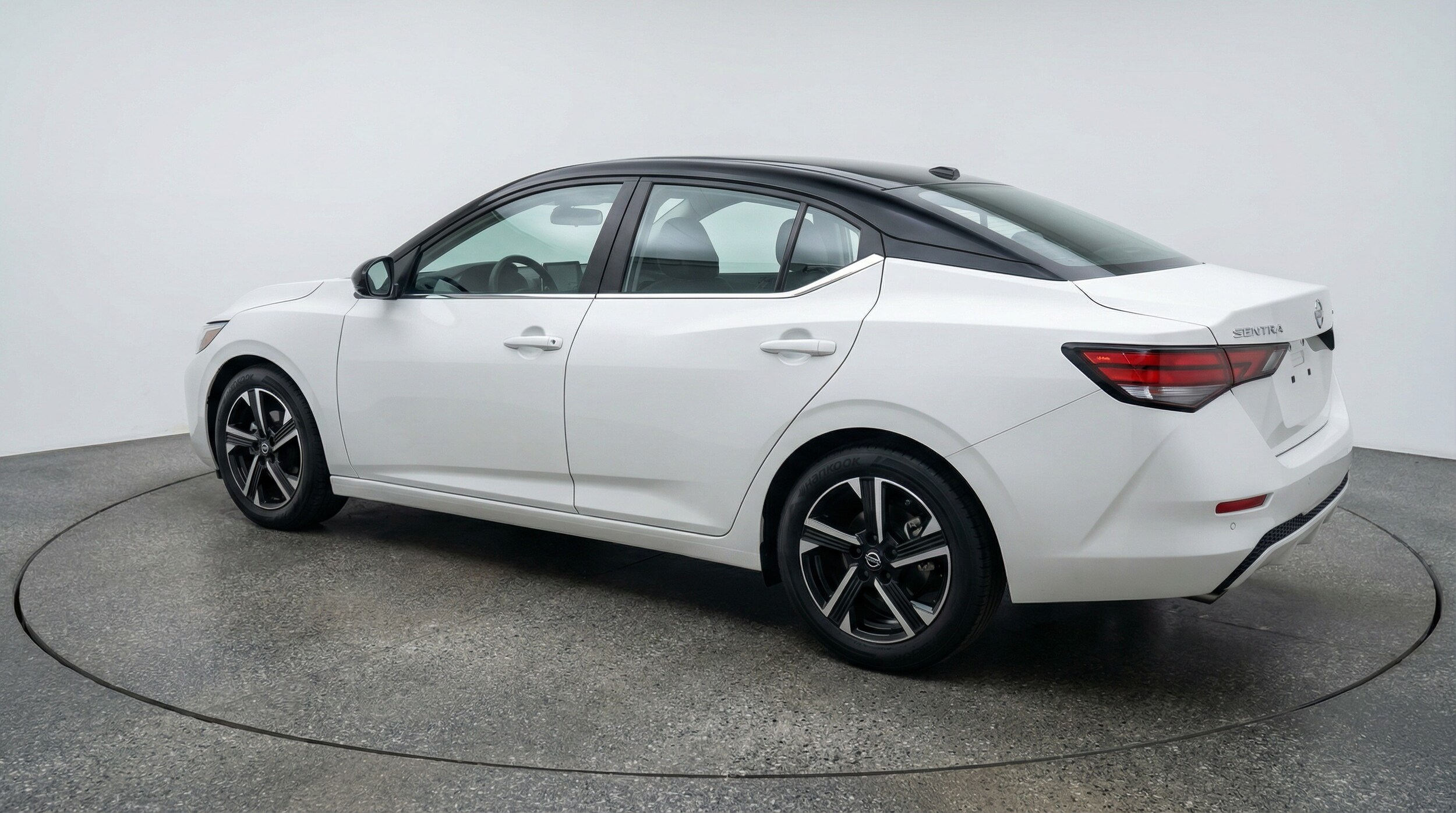 Thumbnail: 2025 Nissan Sentra - 5