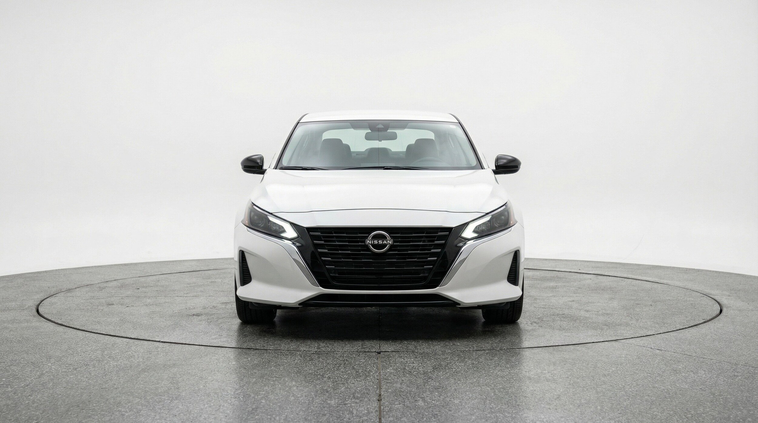 Thumbnail: 2025 Nissan Altima - 2