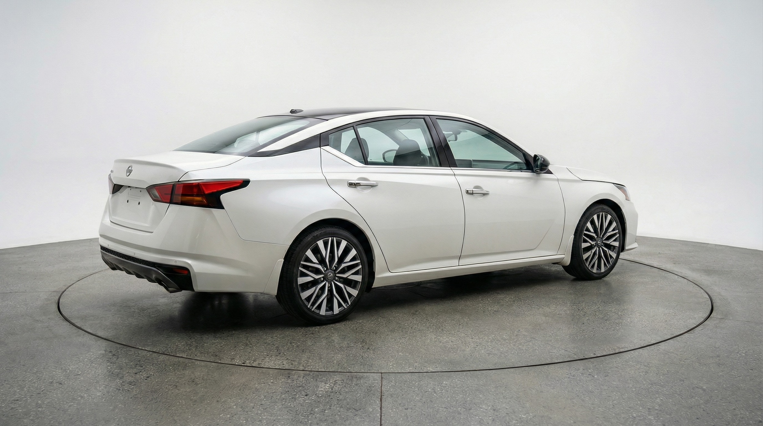 Thumbnail: 2025 Nissan Altima - 7