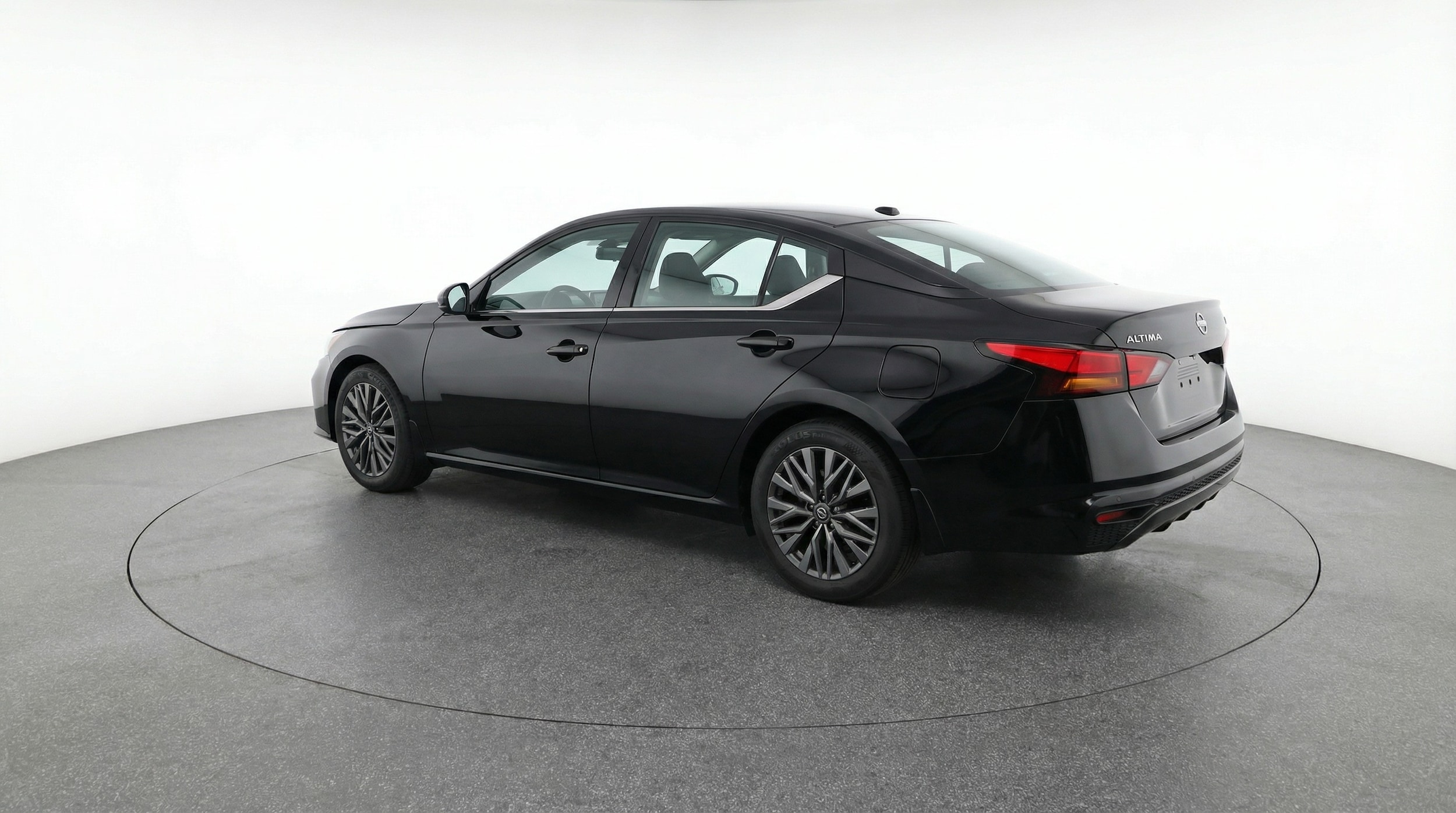 Thumbnail: 2025 Nissan Altima - 5