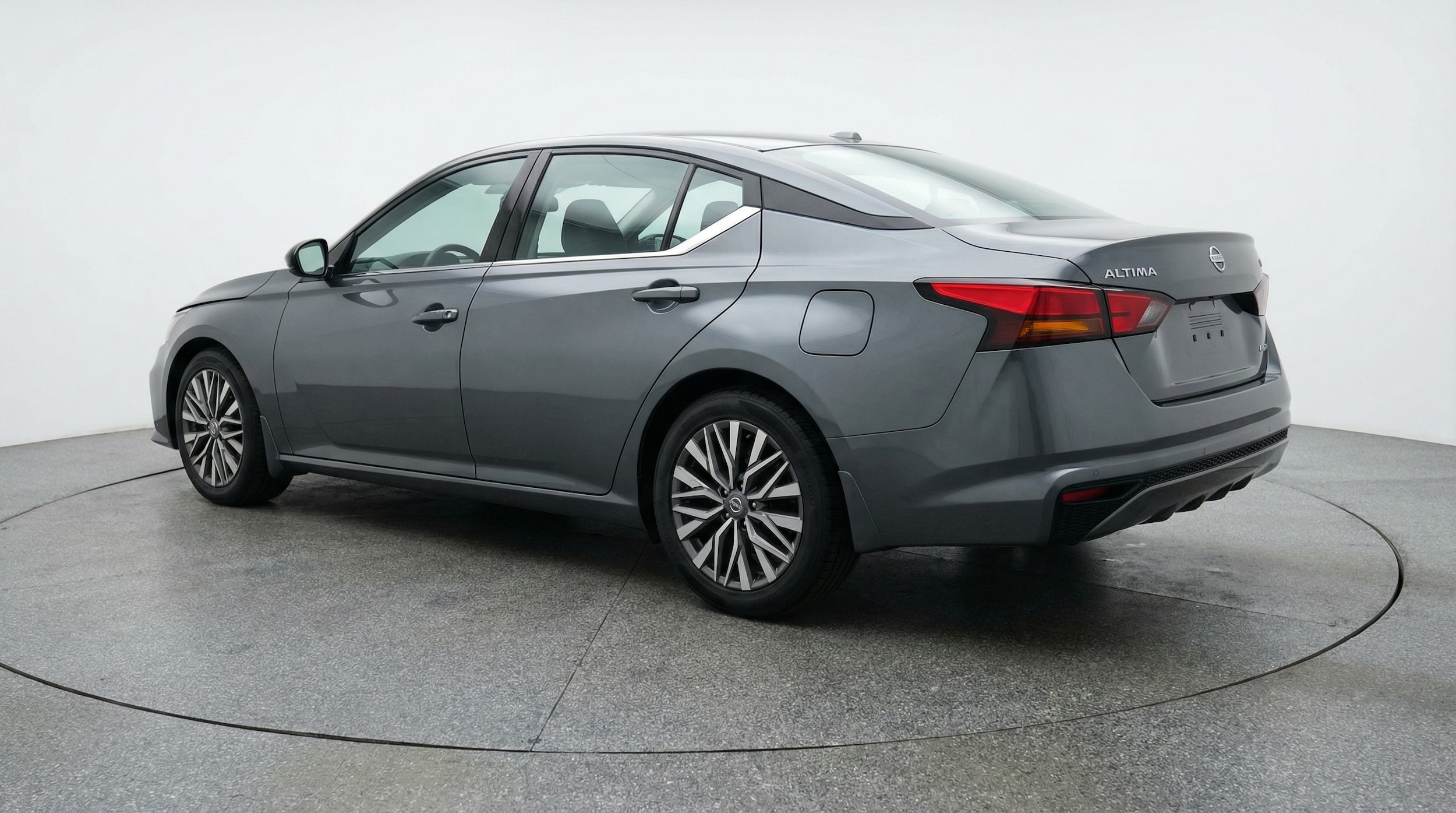 Thumbnail: 2025 Nissan Altima - 5