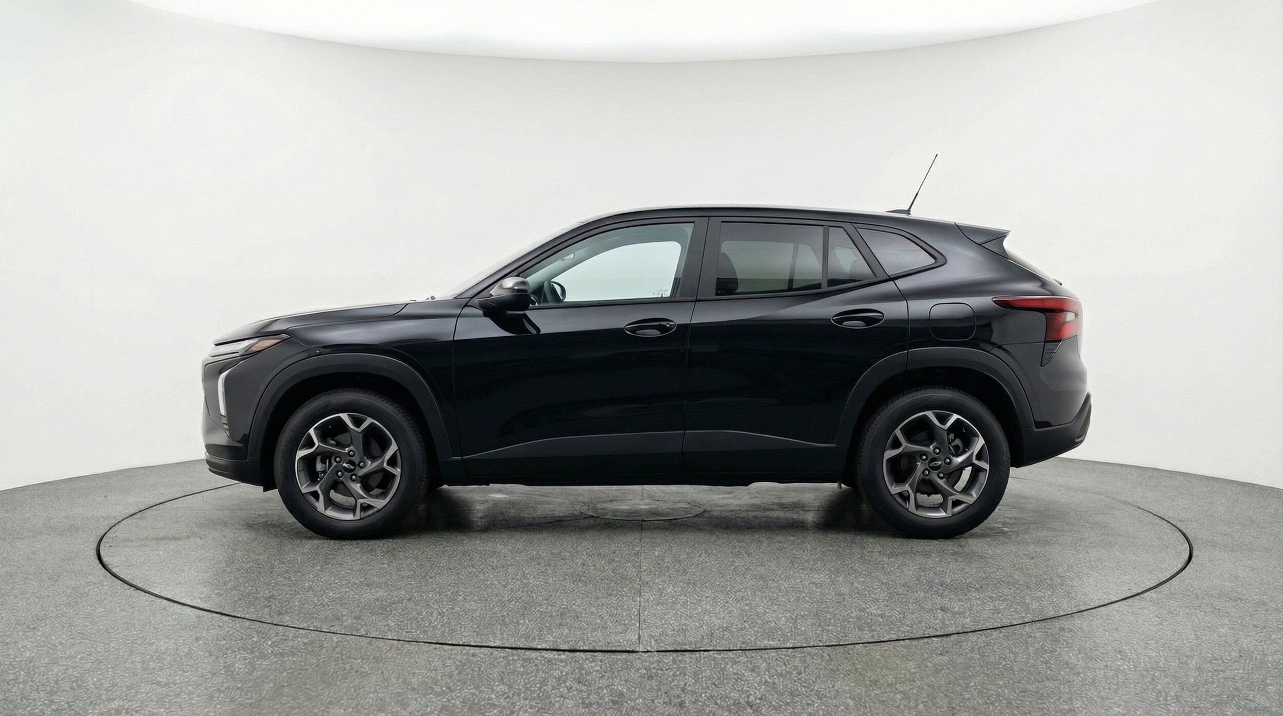 Thumbnail: 2025 Chevrolet Trax - 5