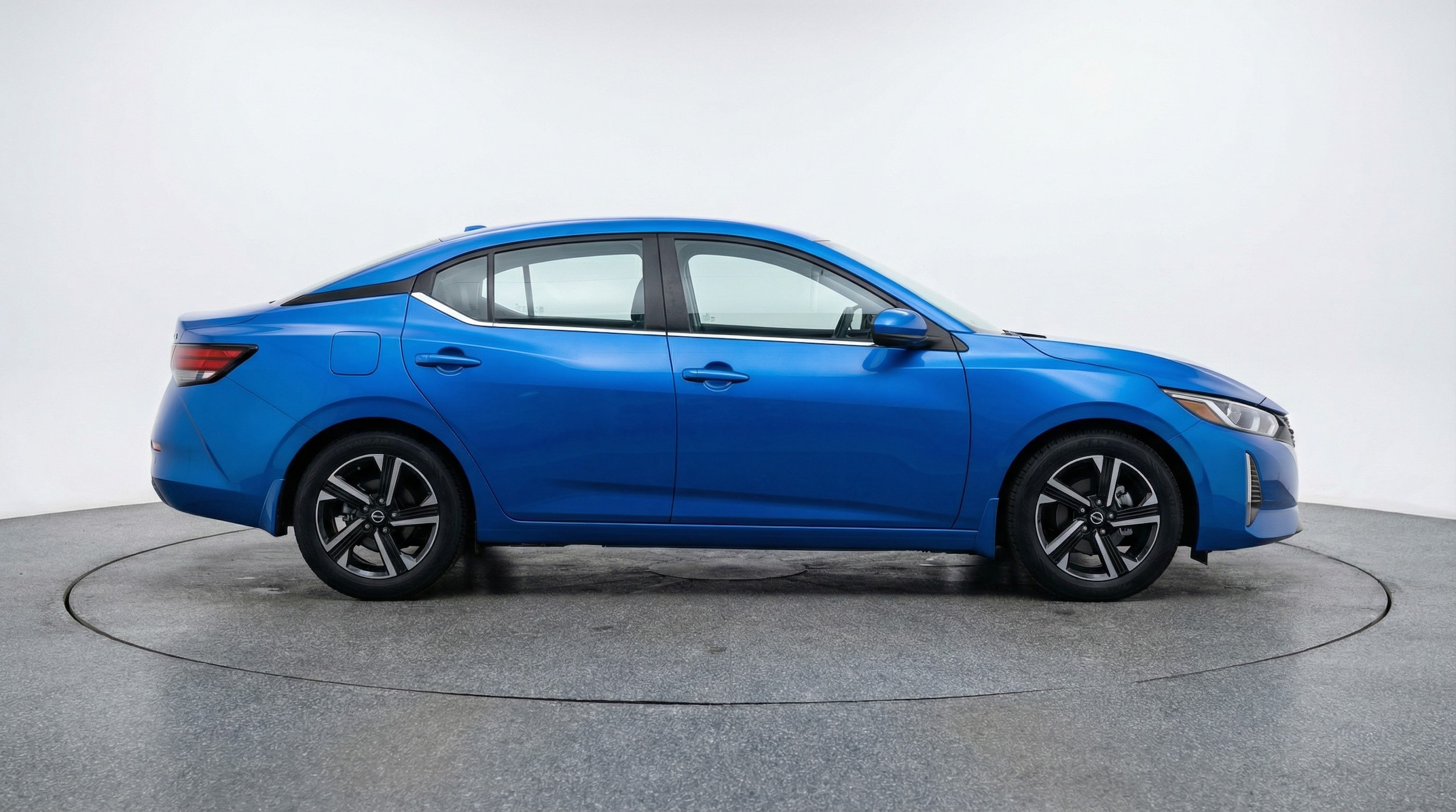 Thumbnail: 2025 Nissan Sentra - 8