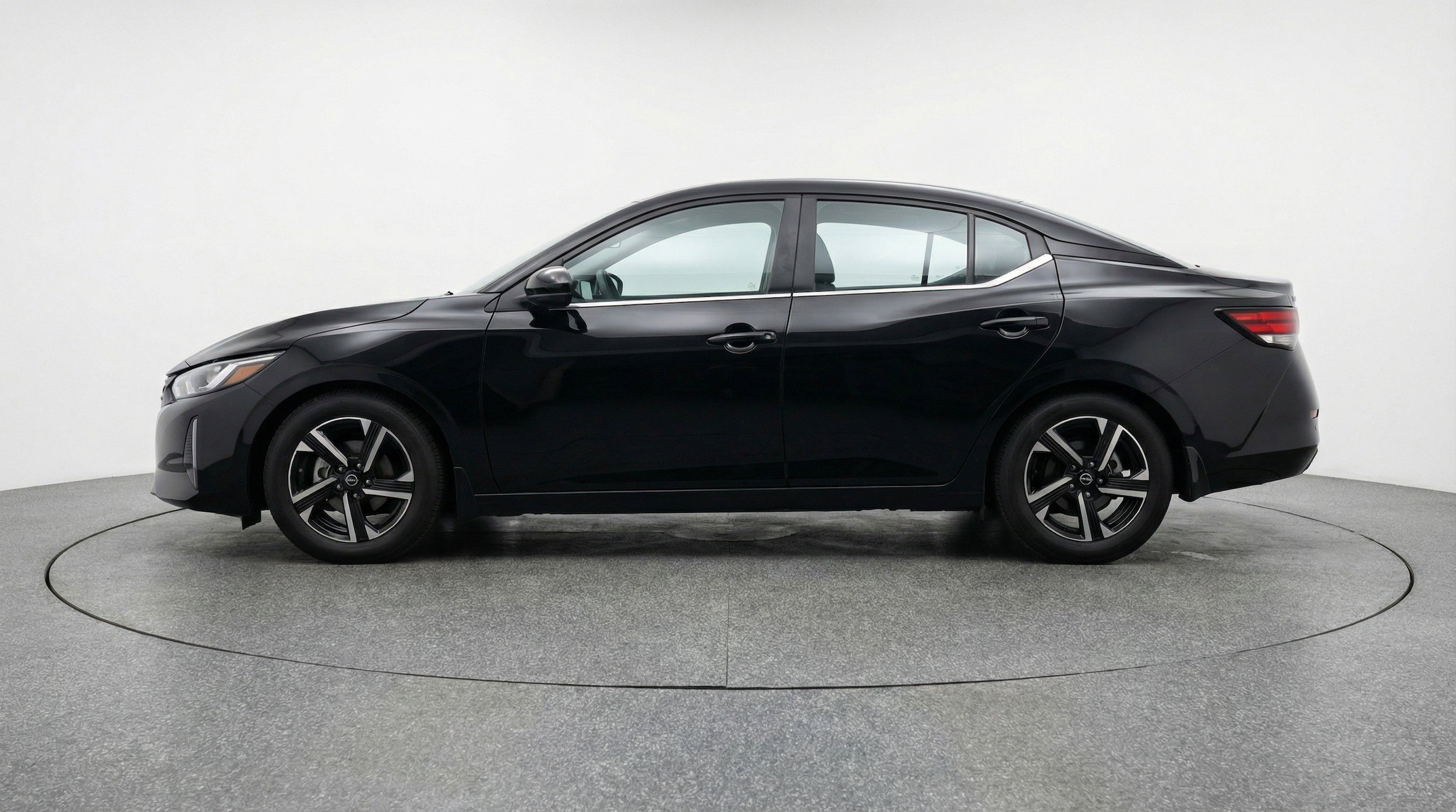 Thumbnail: 2025 Nissan Sentra - 5