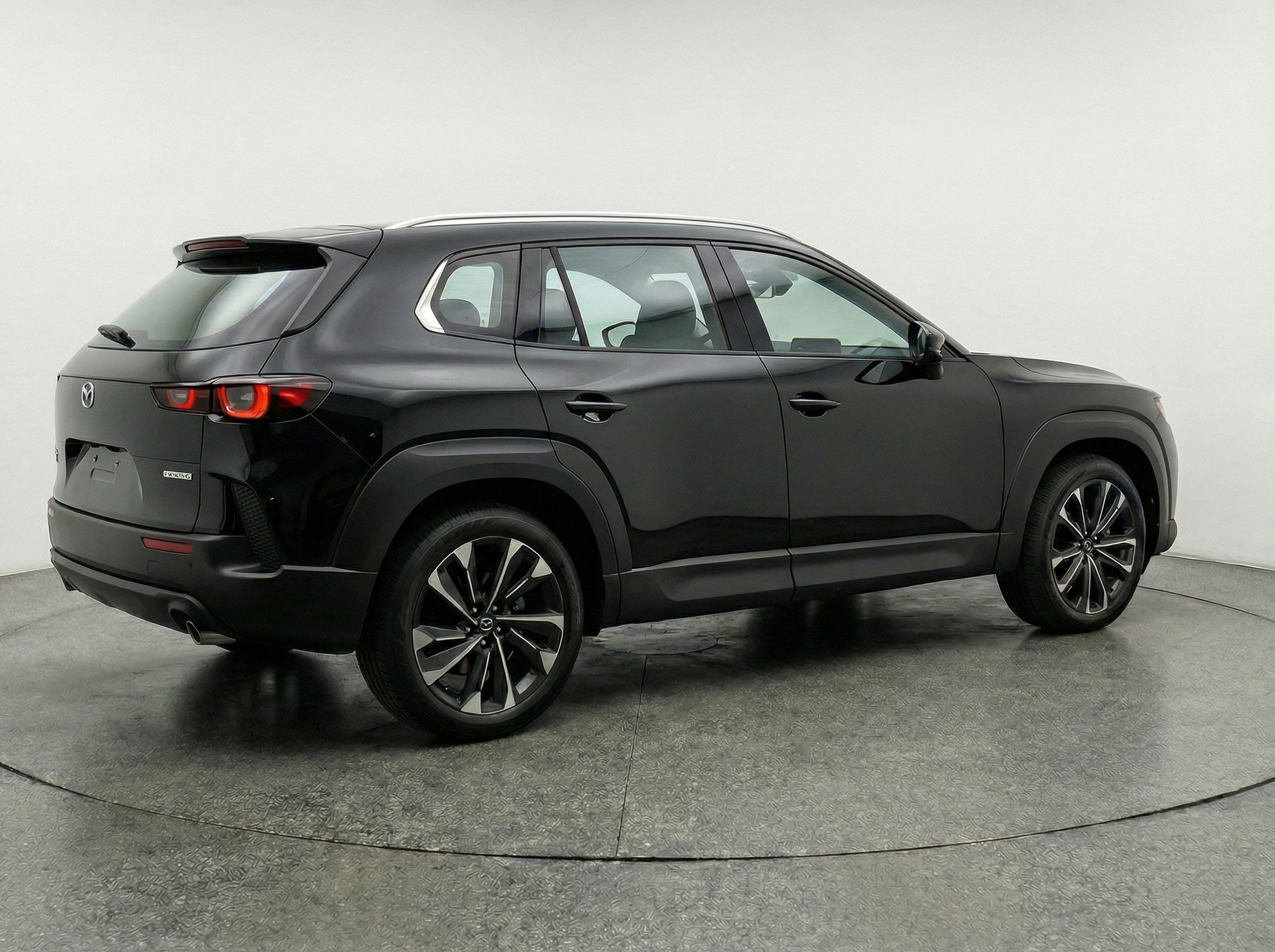 Thumbnail: 2025 Mazda CX-50 - 9