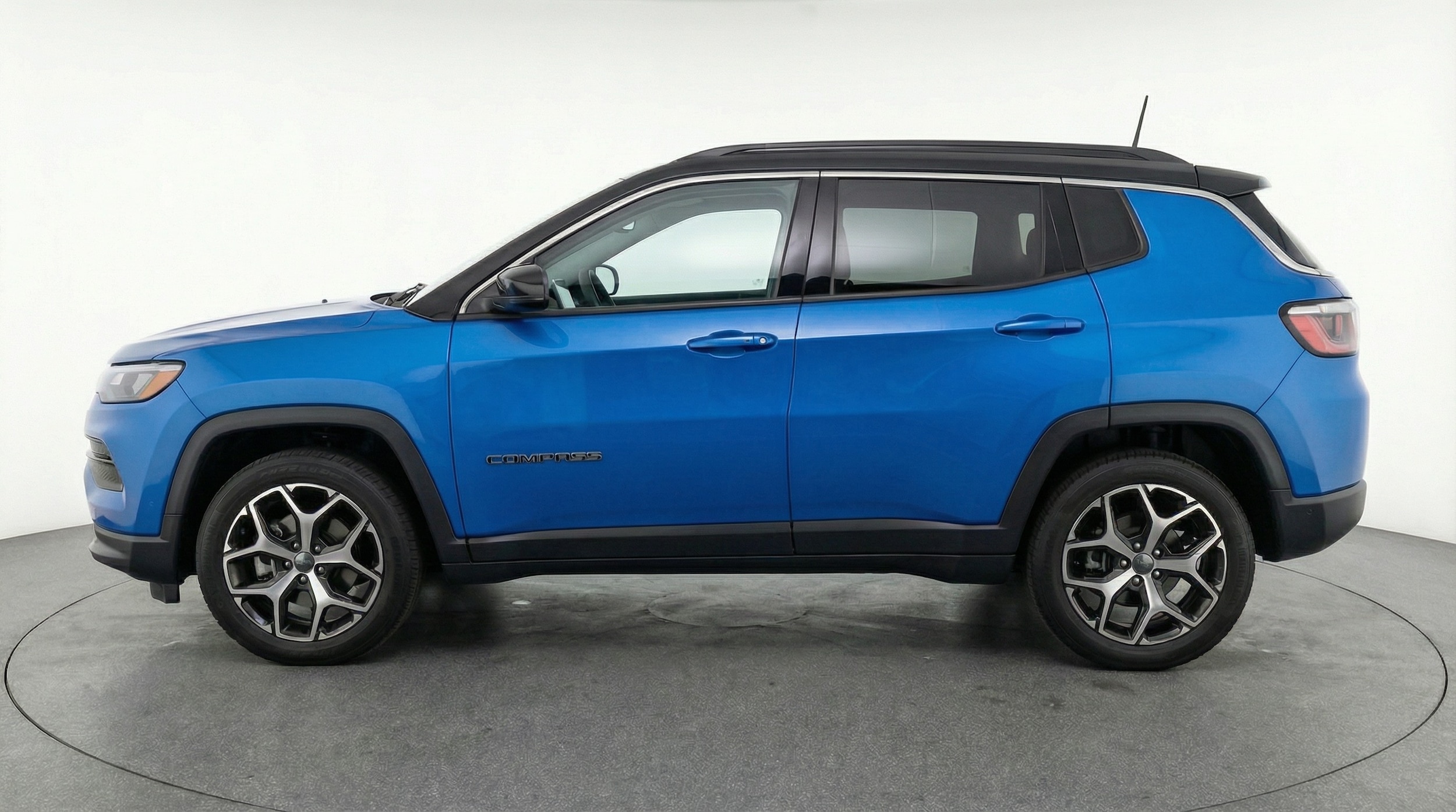 Thumbnail: 2025 Jeep Compass - 4