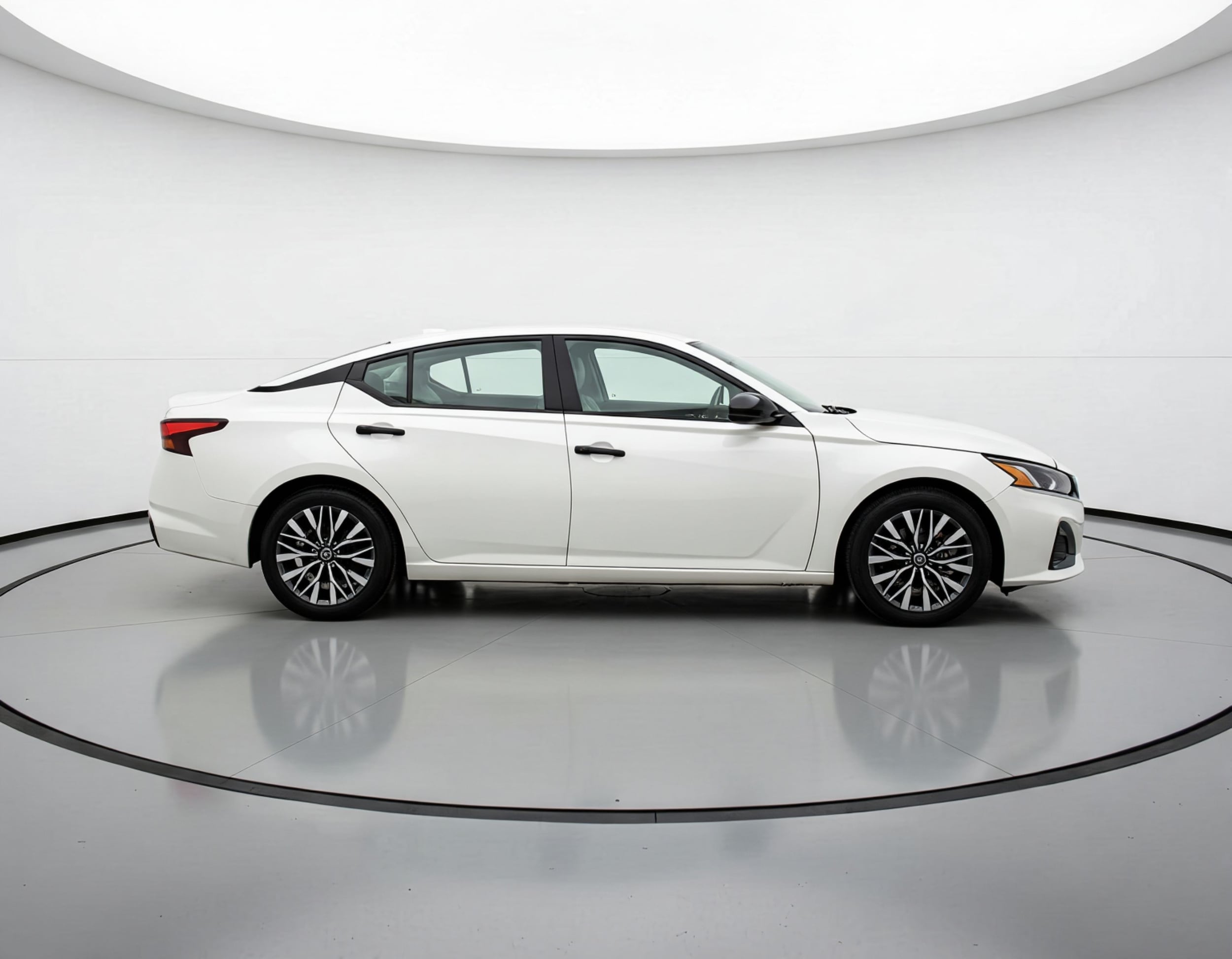 Thumbnail: 2025 Nissan Altima - 8