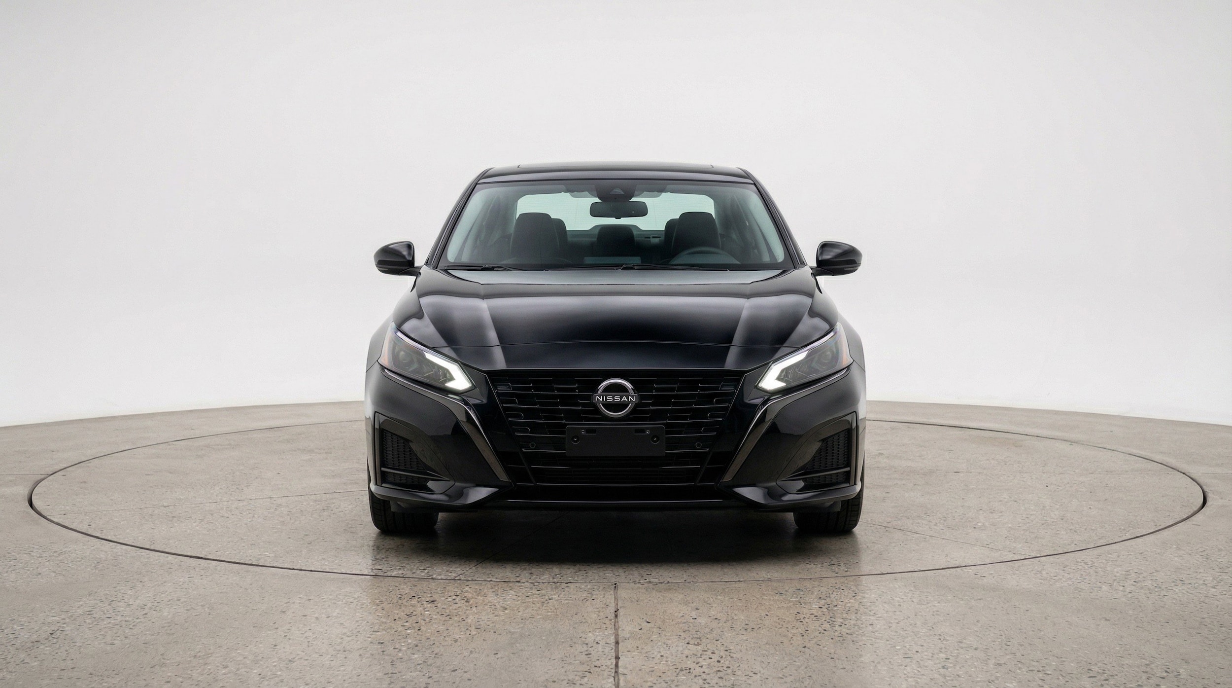 Thumbnail: 2025 Nissan Altima - 2