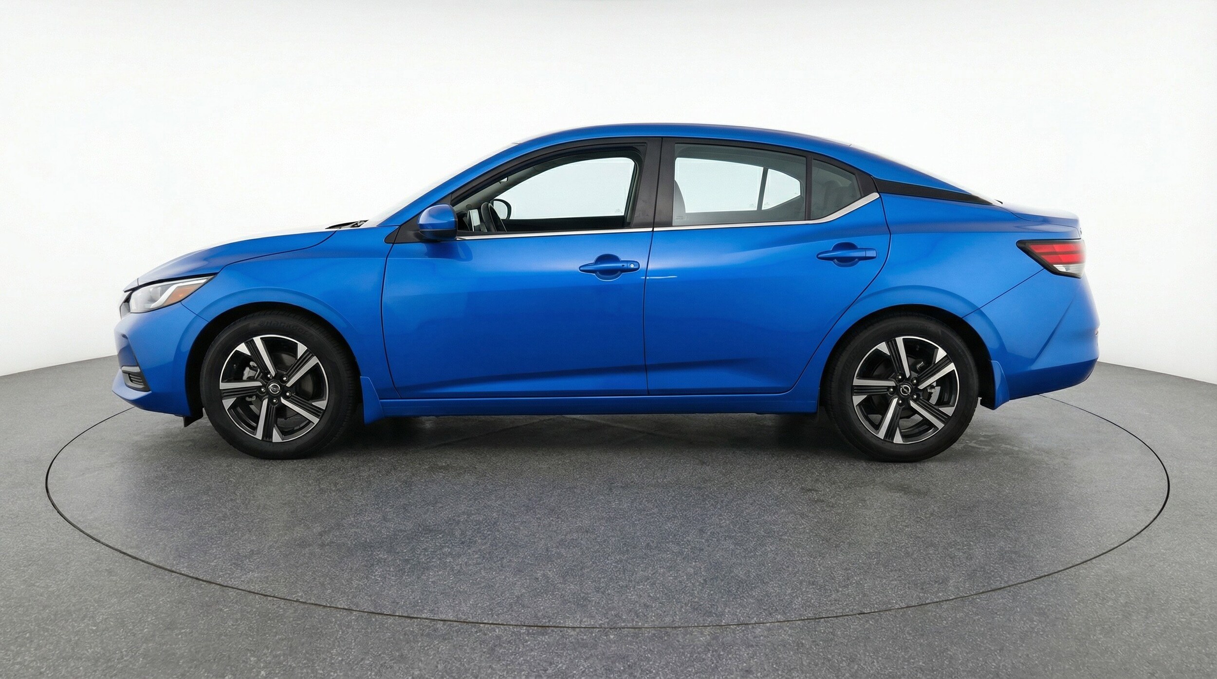 Thumbnail: 2025 Nissan Sentra - 5